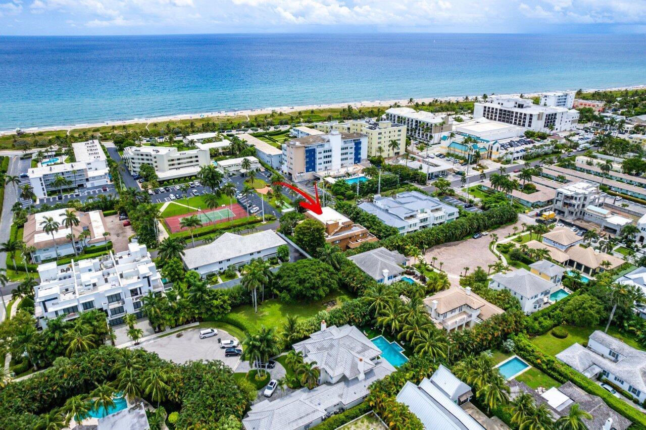 Talbot House III Condo