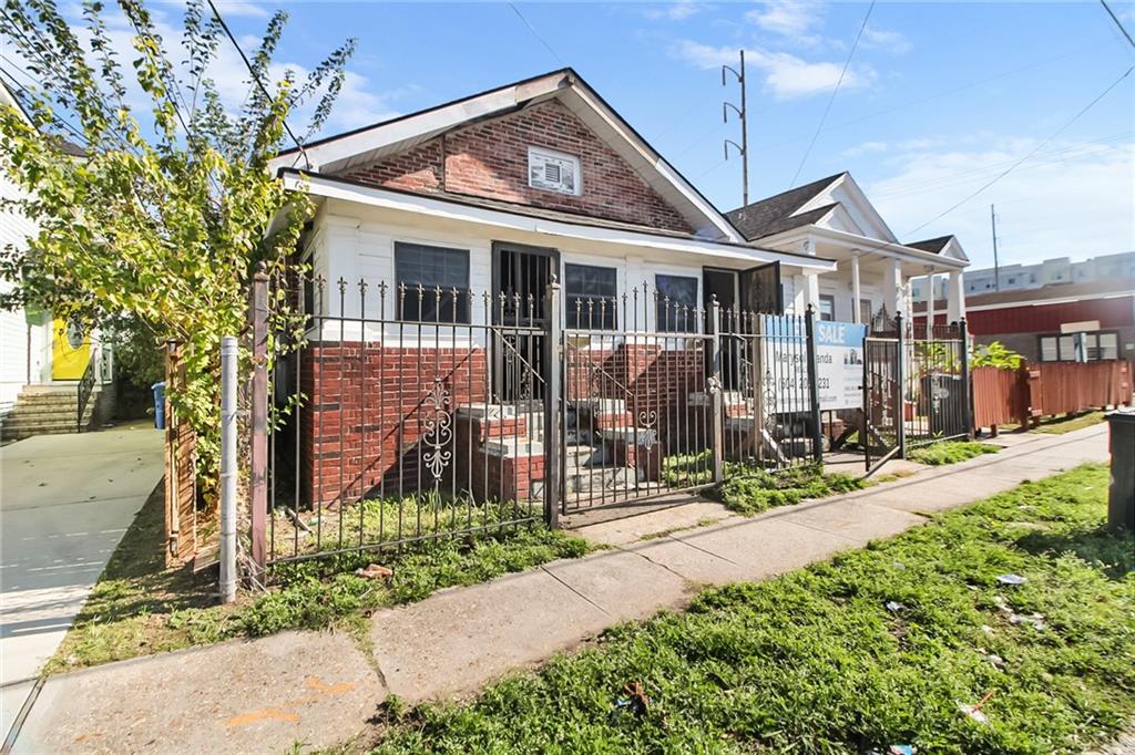 Photo 1 of Multi family home for sale at 3805 07 Ulloa St, New Orleans, LA 70119 | MLS# 2528748 | Listing updated on 2026-09-16