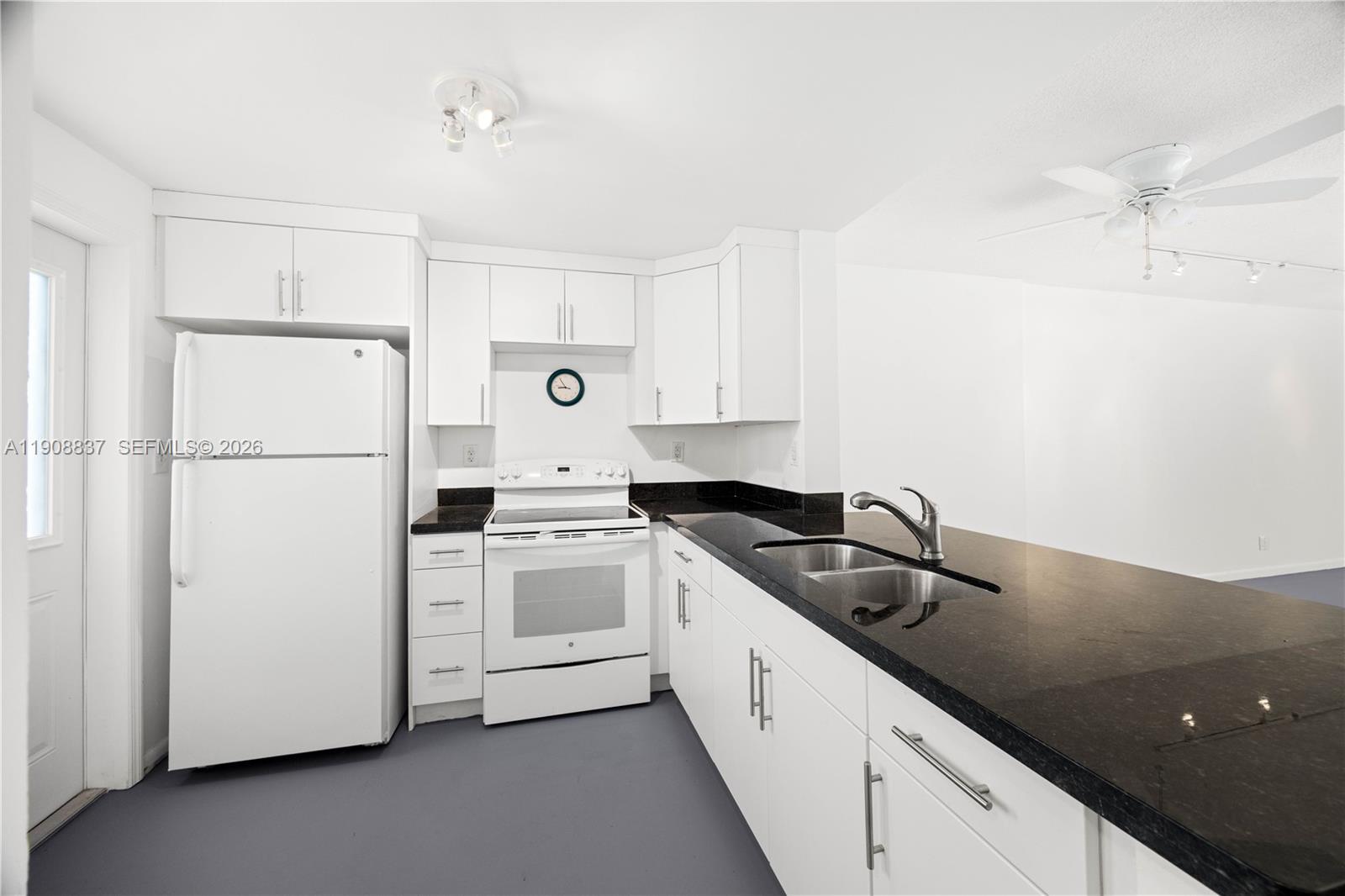 Meadowbrook Towers Condo