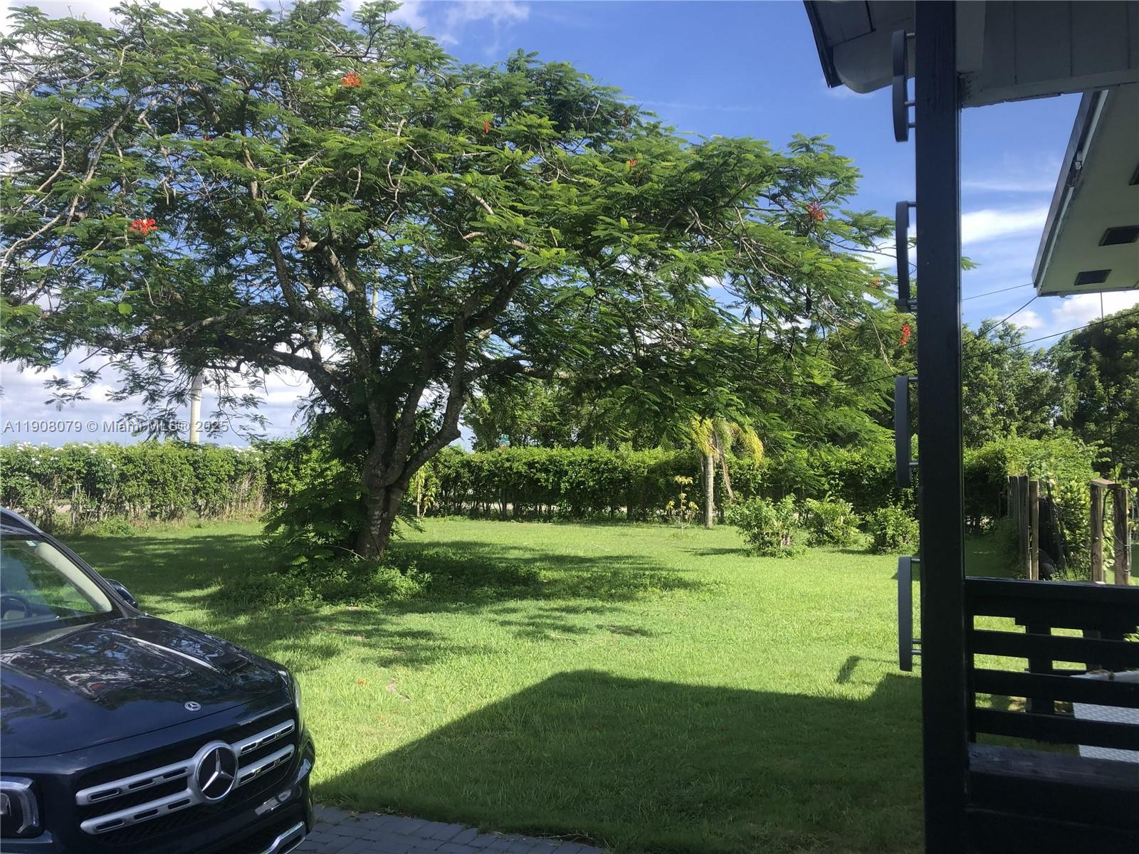 Investment Opportunity in the Redland! Fantastic property located in the heart of Redland, offering huge potential for investors or first-home buyers. This solid home features 3 spacious bedrooms and 2 bathrooms, open-plan living and dining area filled with natural light. The kitchen is modern with quality appliances and ample storage. Generous backyard, perfect for entertaining or future development. Secure parking and side access. Close to schools, shops, transport, and local parks.