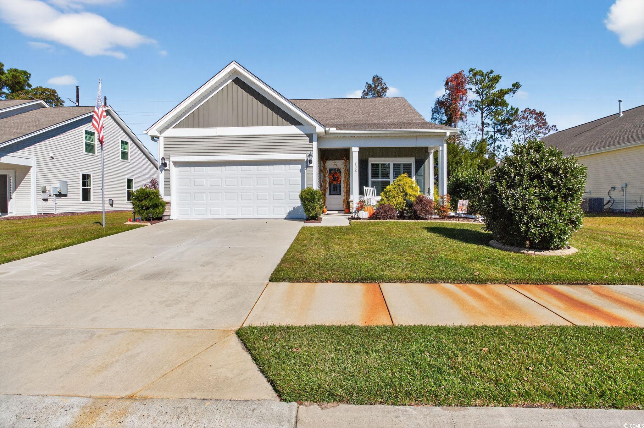 192 Heron Lake Ct. Murrells Inlet, SC 29576