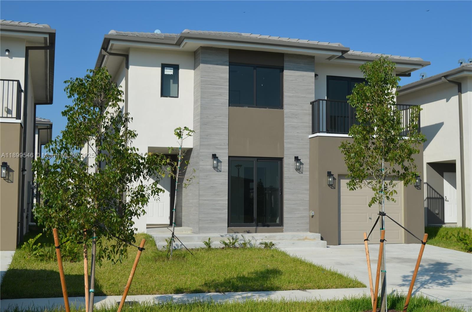 This modern, energy efficient property with impact doors and windows, single-family home designed by ONX construction technology , Centrally located in Redland area of Florida City, only 30 minutes away from the Florida Keys and Miami City's world-class beaches and attractions. Great School District, Shopping, Dining. Design details include modern kitchens and eat-in counter, quartz counter-top, soft touch cabinets, premium stainless steel appliances package,  stainless-steel double bowl sink , Garage + driveway for up to 4 cars Fenced backyard  and much more! . Seller Motivated....To make this opportunity even more attractive, the seller is offering closing cost assistance to help buyers.