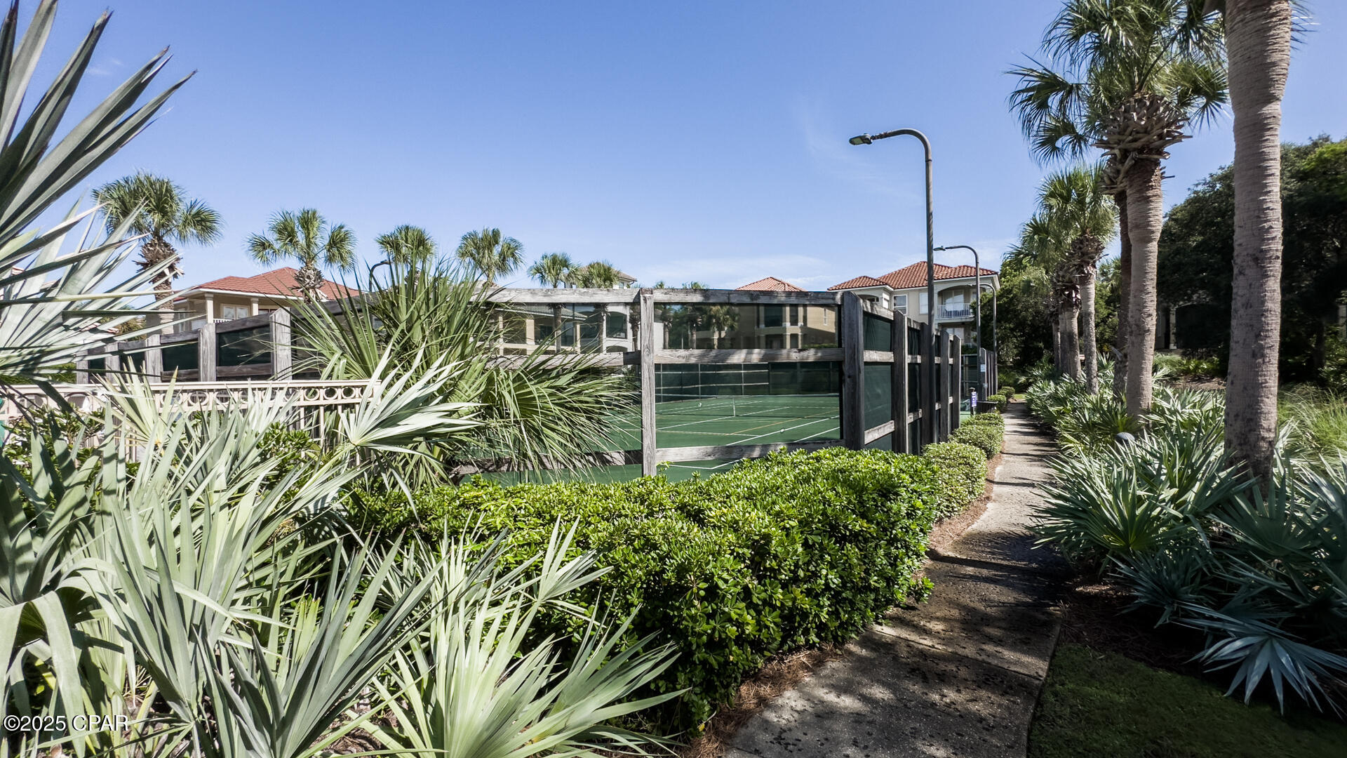 Image 13 For 235 La Valencia Circle