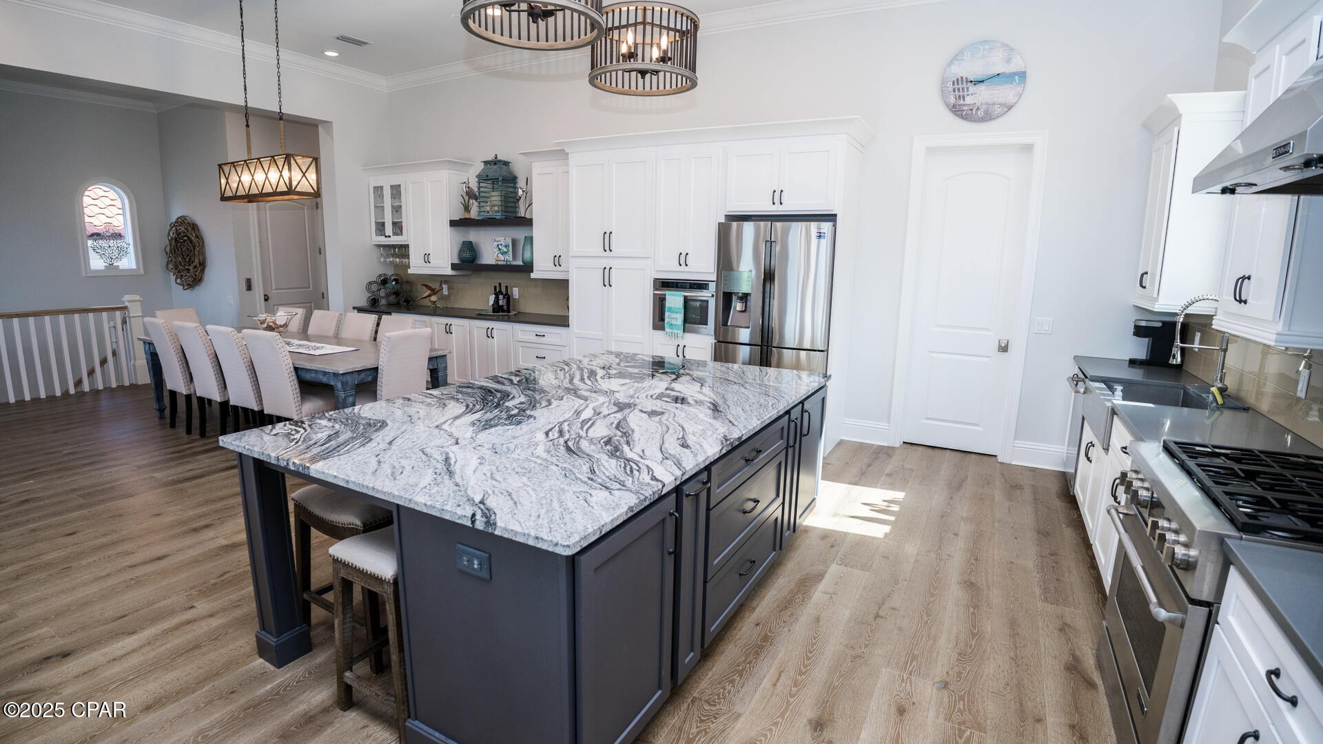 Image 35 For 235 La Valencia Circle