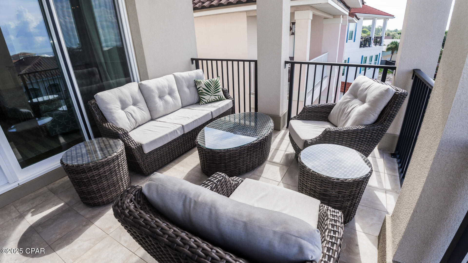 Image 38 For 235 La Valencia Circle