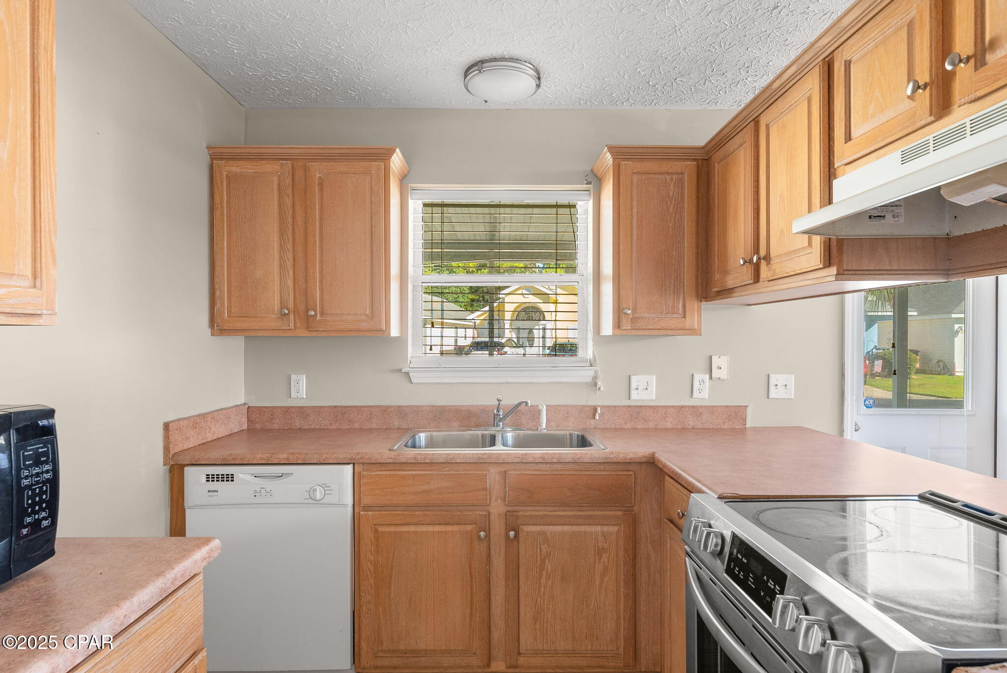 Image 10 For 133 White Cap Way