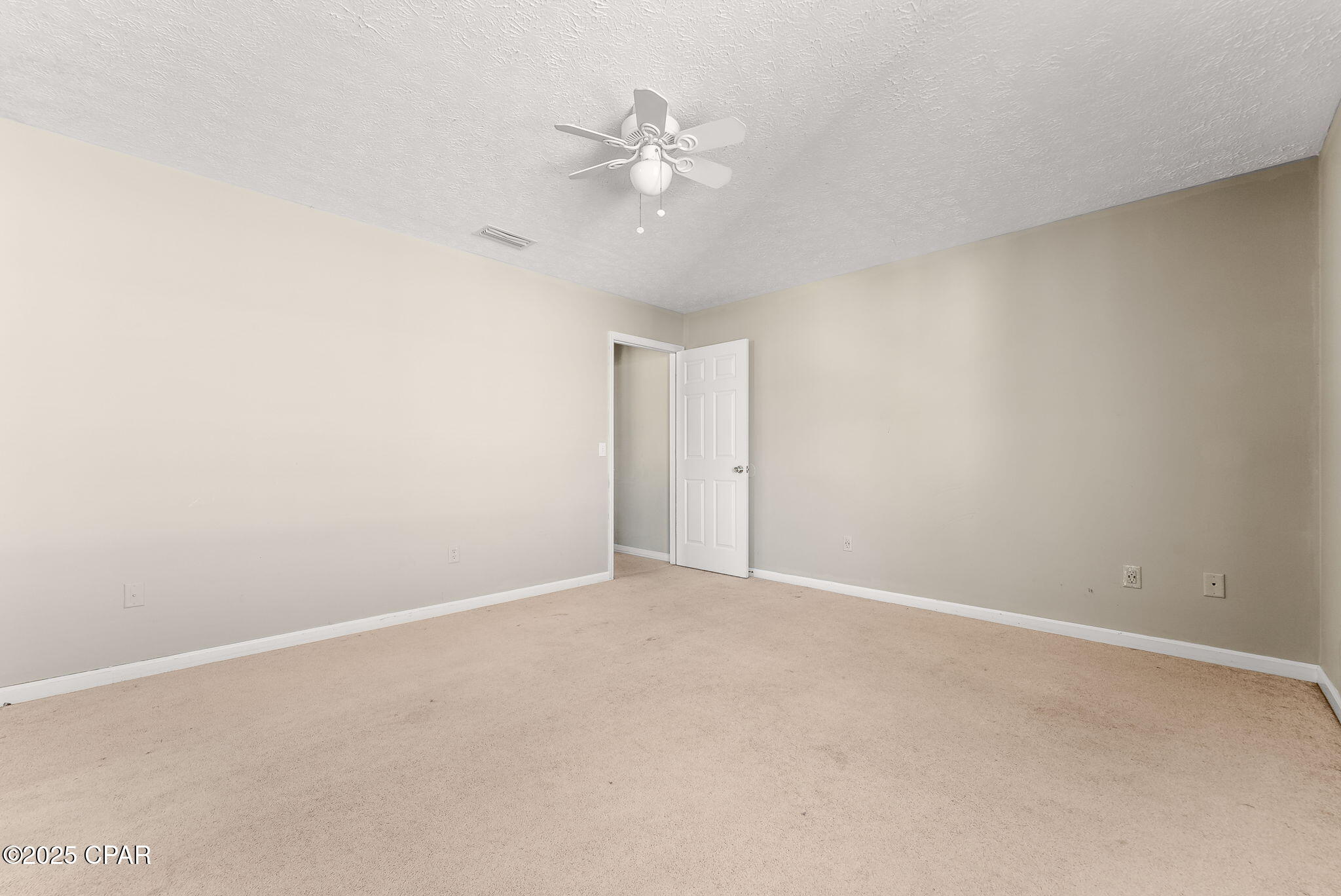 Image 19 For 133 White Cap Way