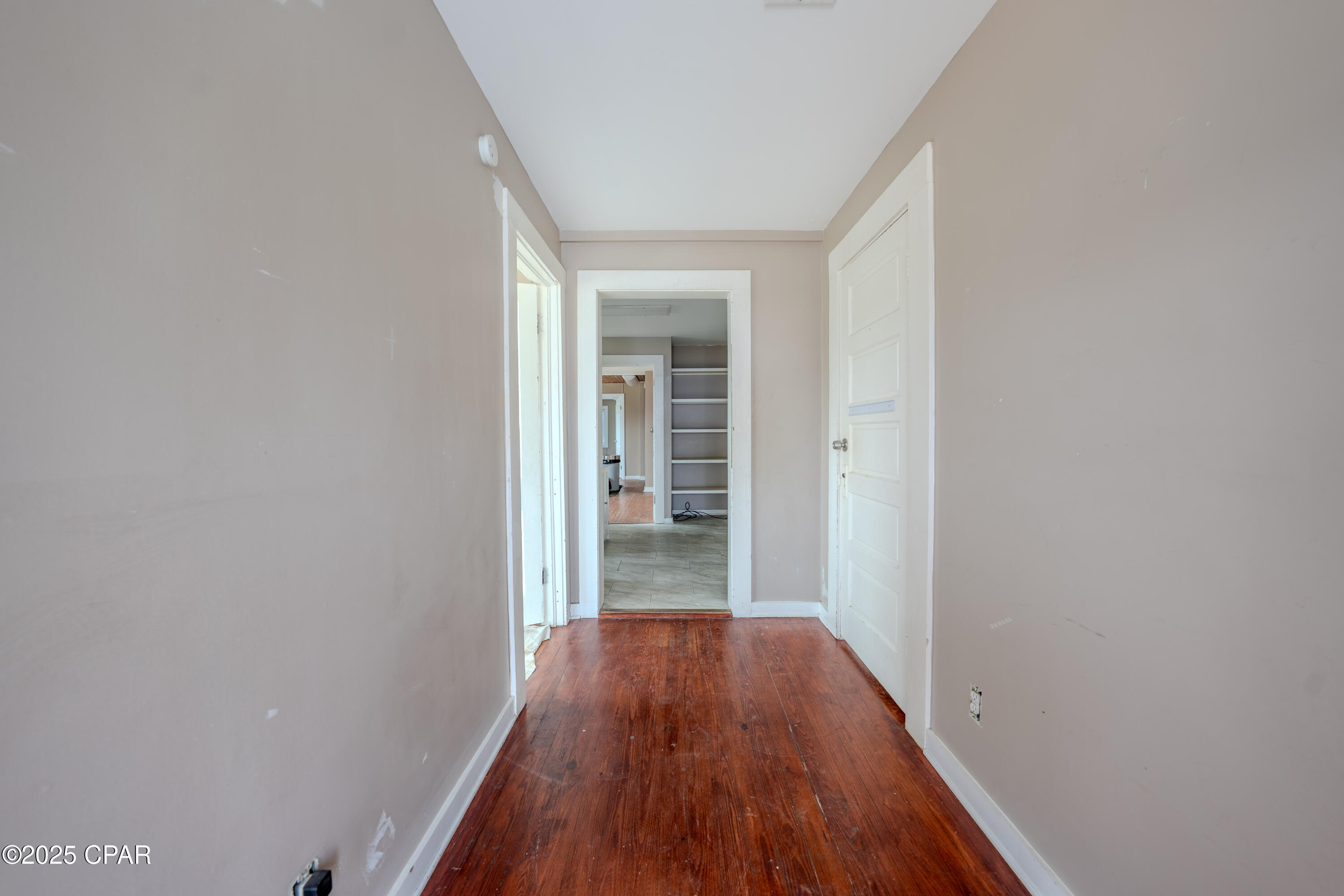 Image 11 For 757 Jenks Avenue