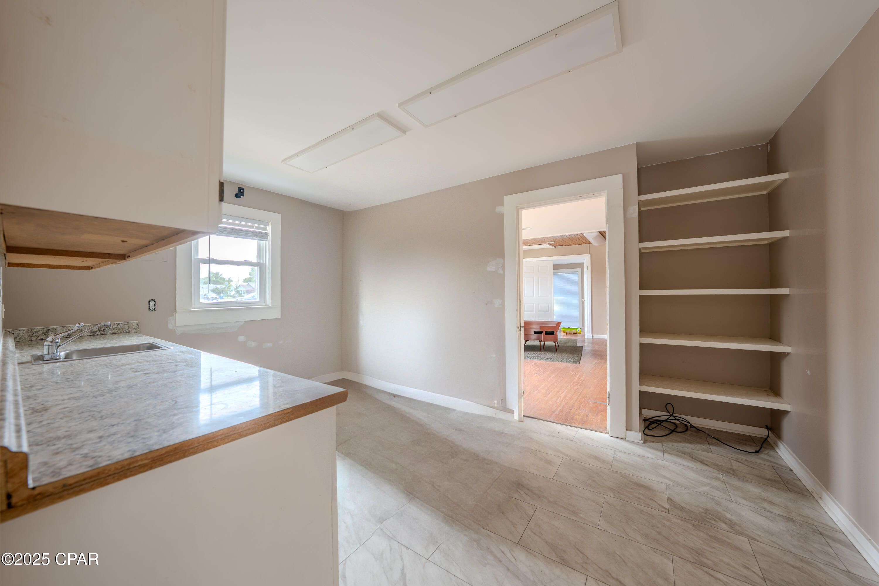 Image 13 For 757 Jenks Avenue