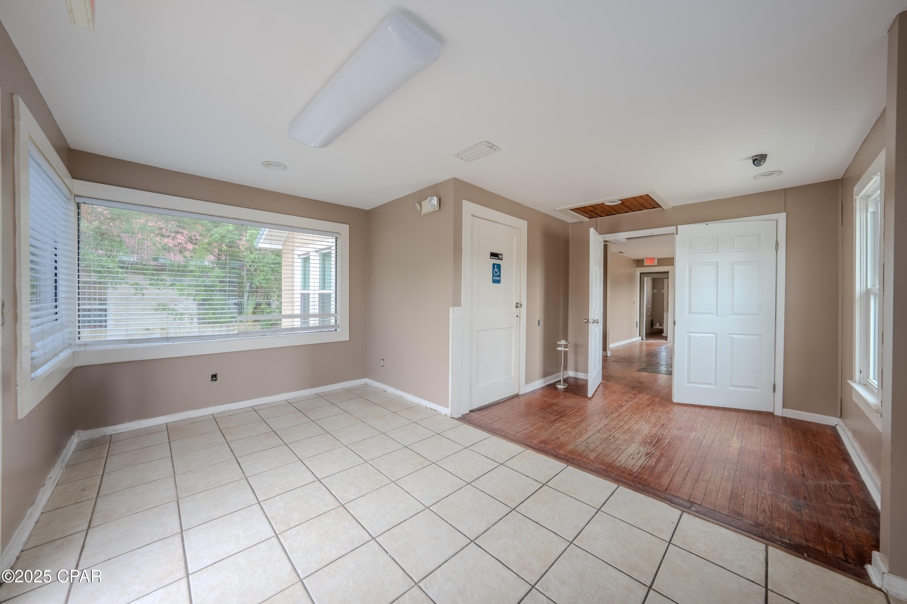 Image 19 For 757 Jenks Avenue