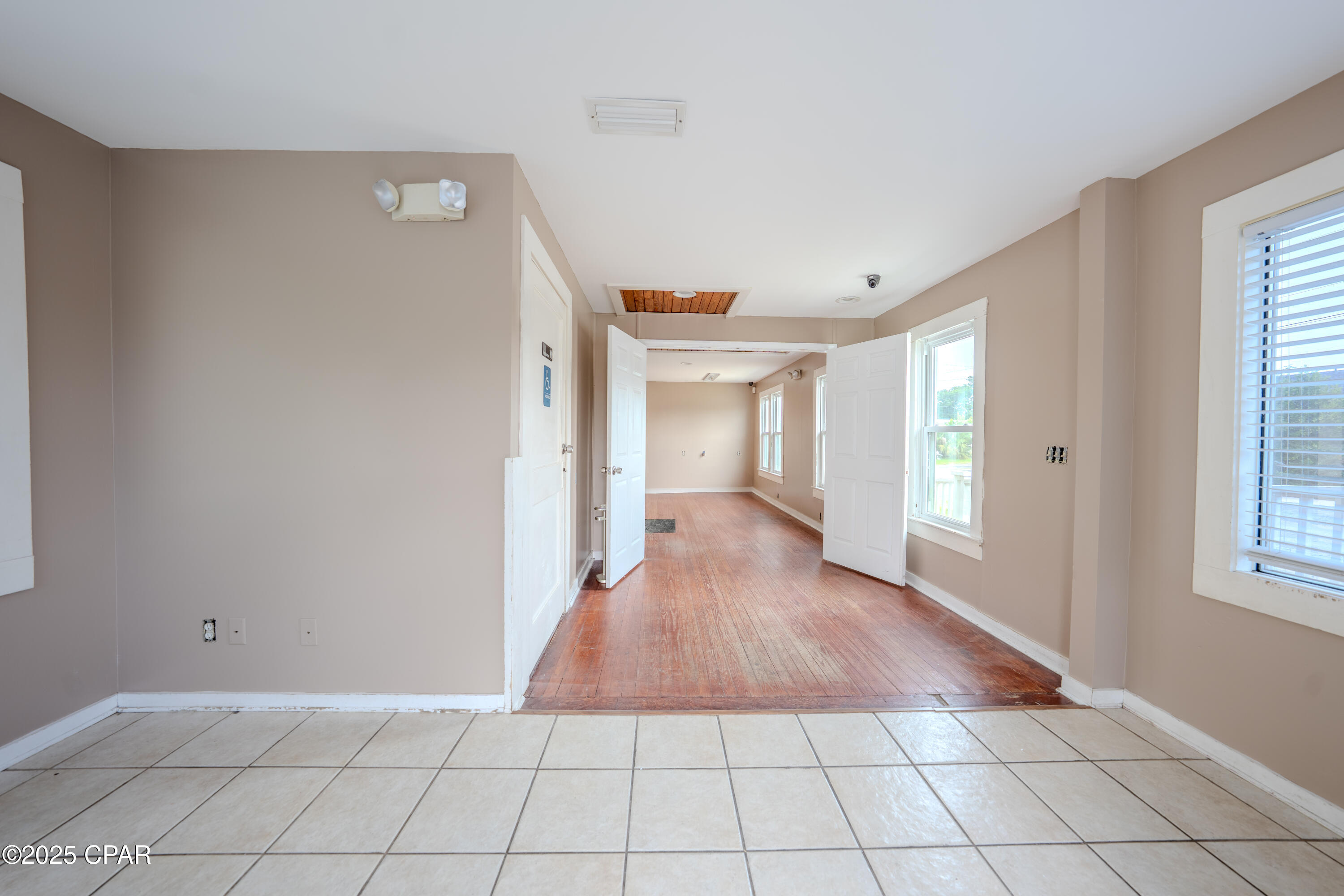 Image 20 For 757 Jenks Avenue