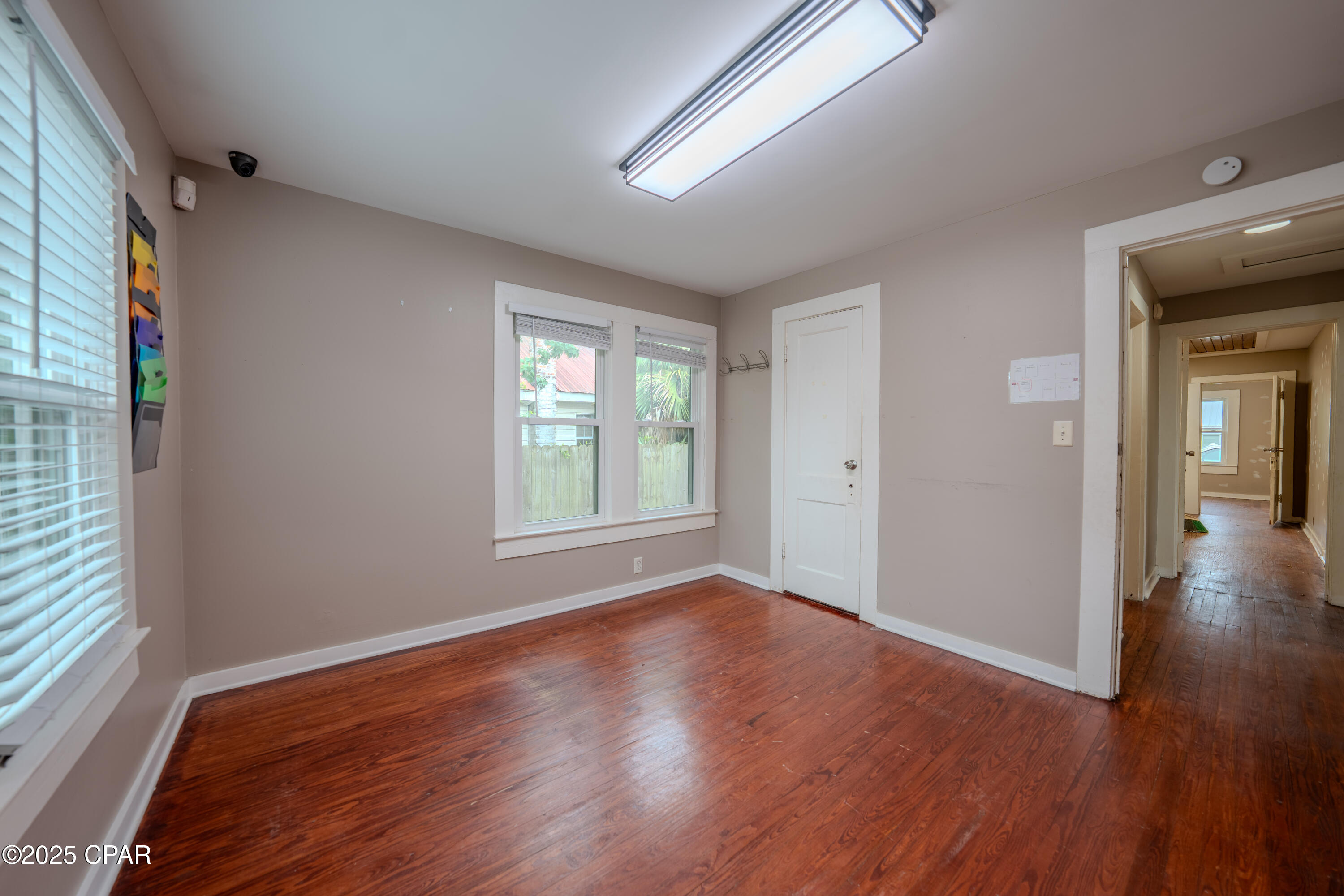 Image 23 For 757 Jenks Avenue