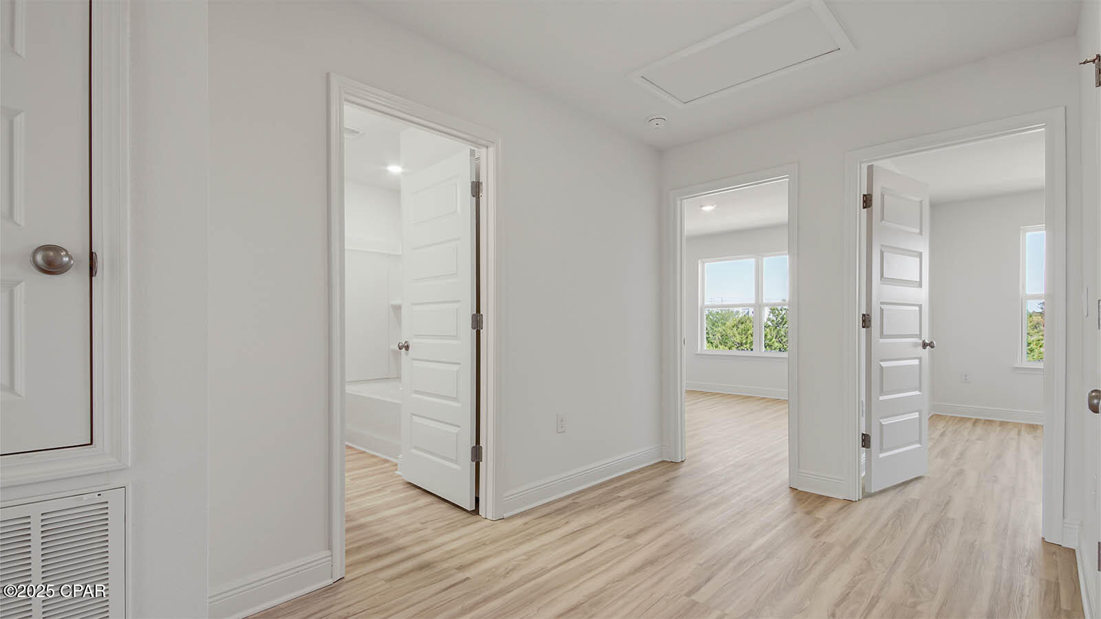 Listing photo id 42 for 149 Chateau Lane