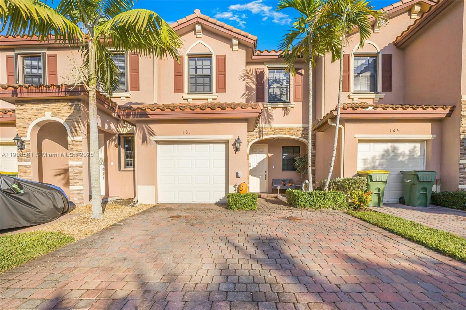 Baywinds Of Dominica And