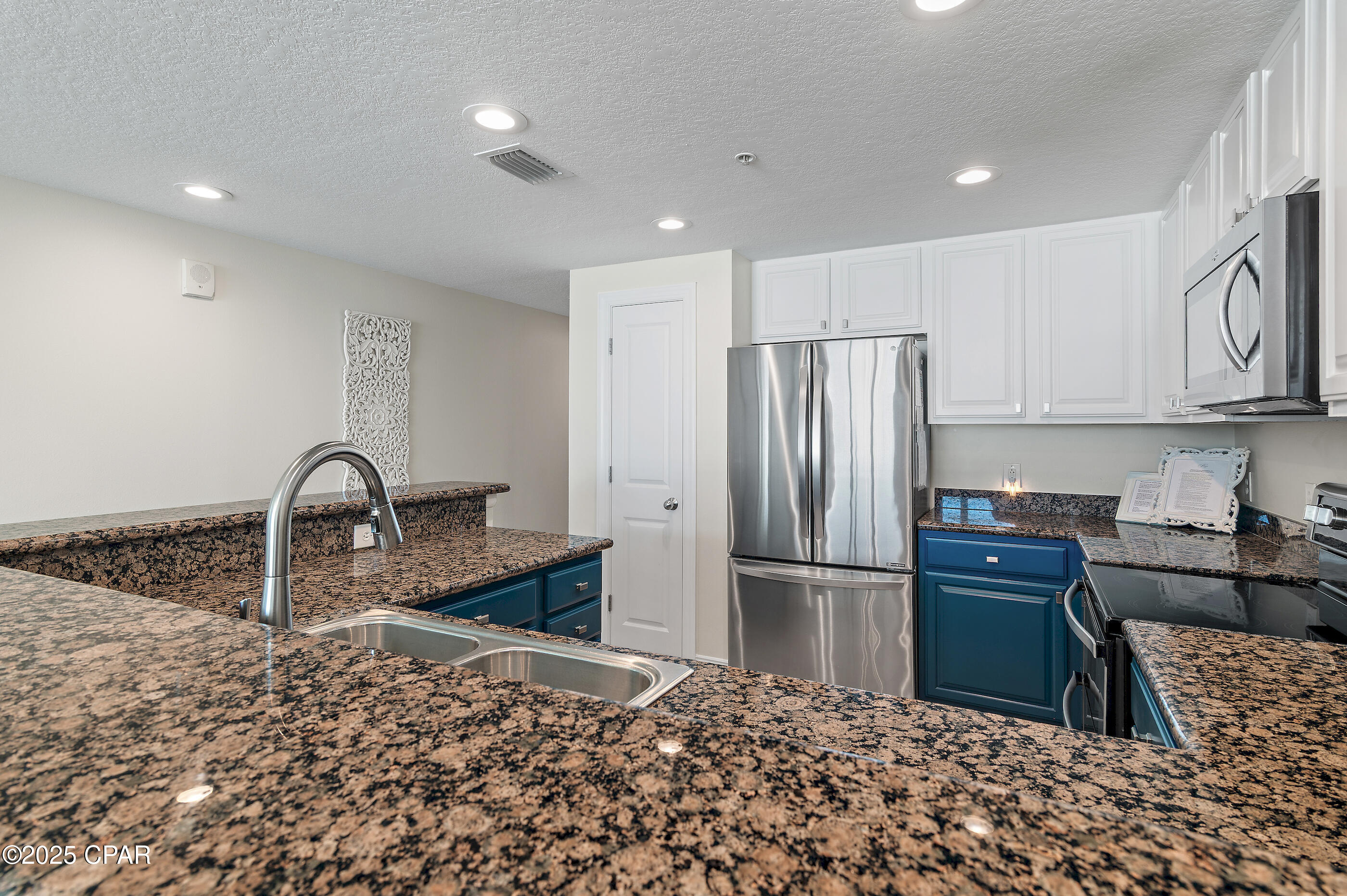 Image 10 For 17281 Front Beach Road 1203