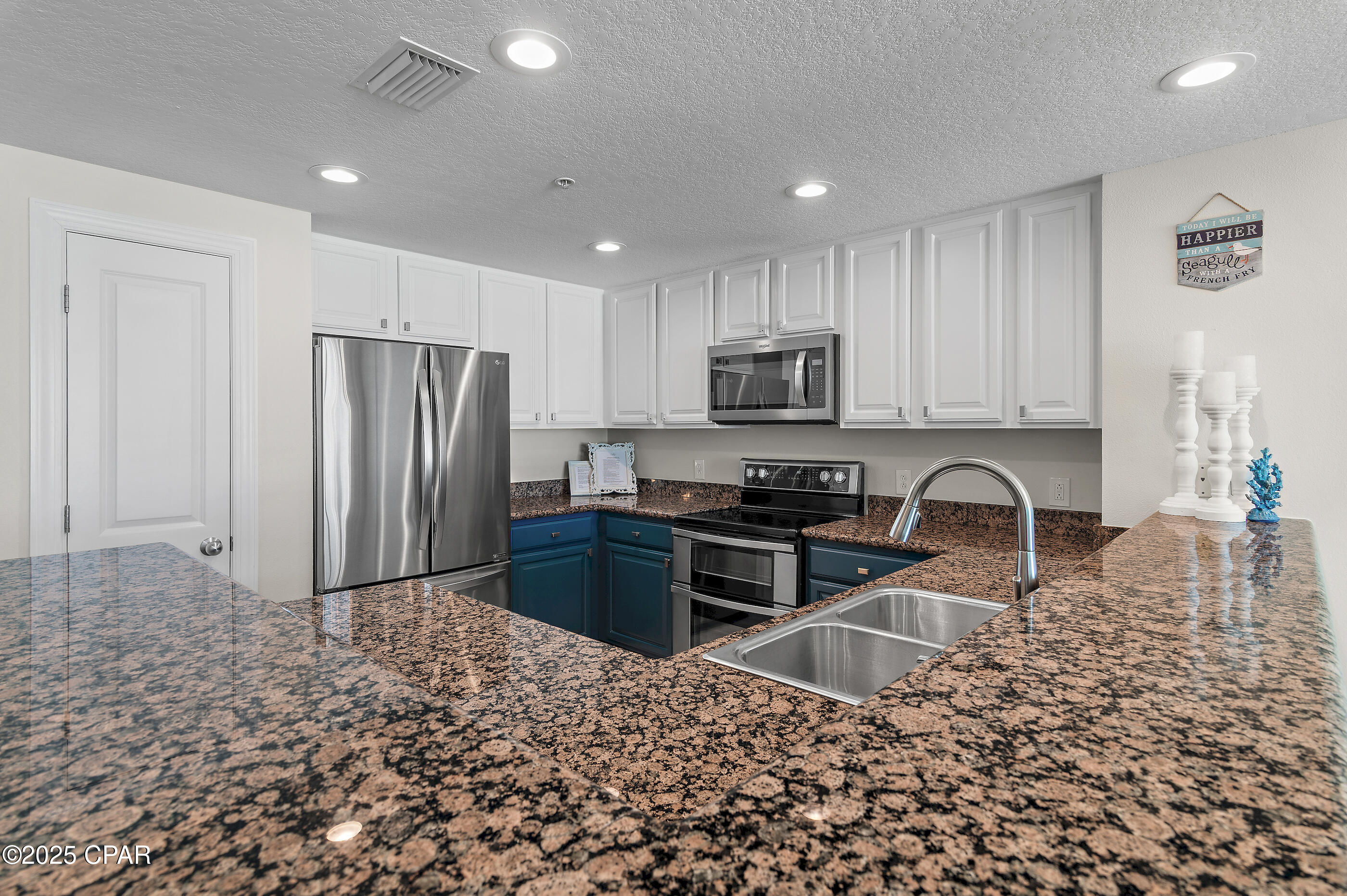 Image 11 For 17281 Front Beach Road 1203