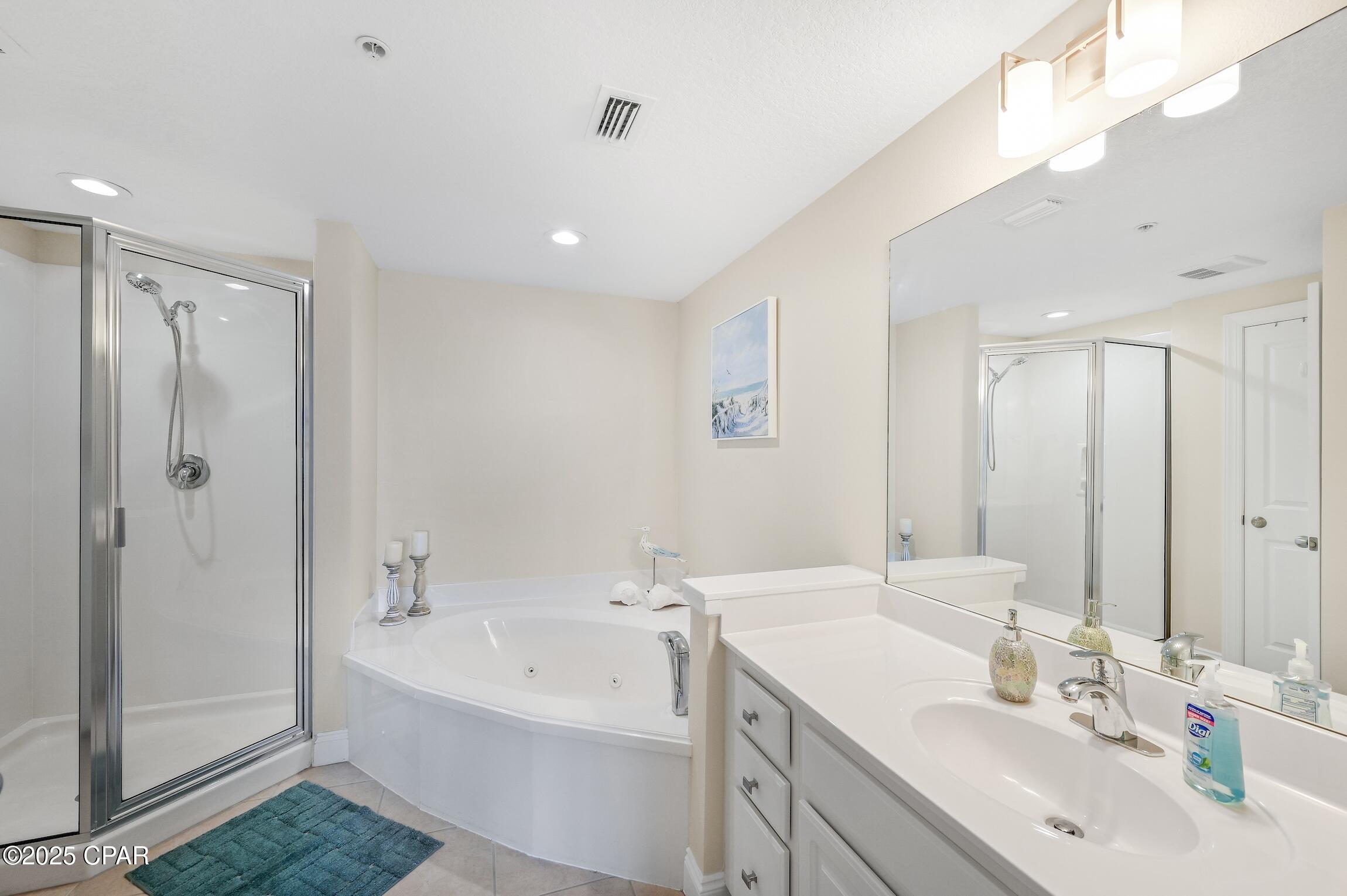 Image 19 For 17281 Front Beach Road 1203