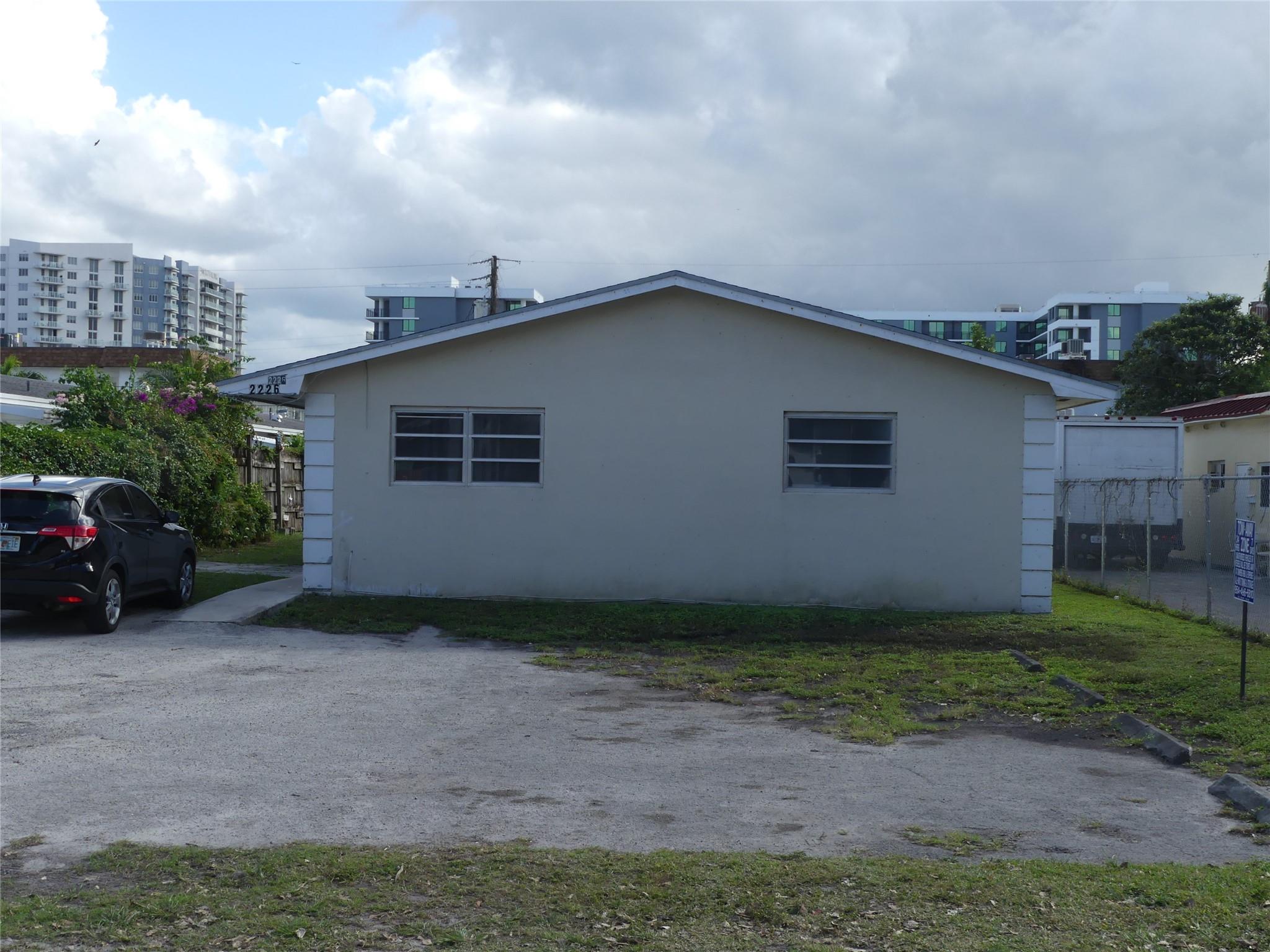 Homes for sale in Hollywood, FL | 2226 Taylor St, Hollywood, FL 33020 | MLS# F10535381