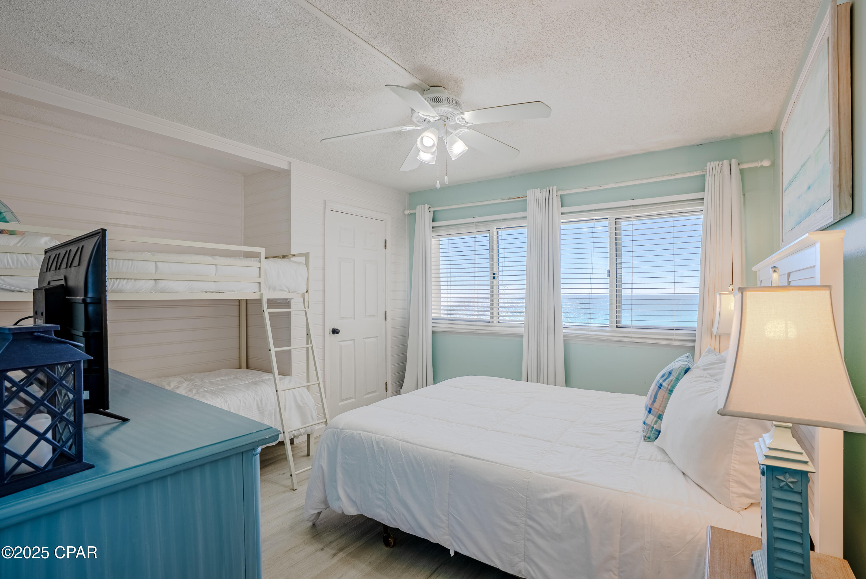 Image 30 For 23223 Front Beach Road 519