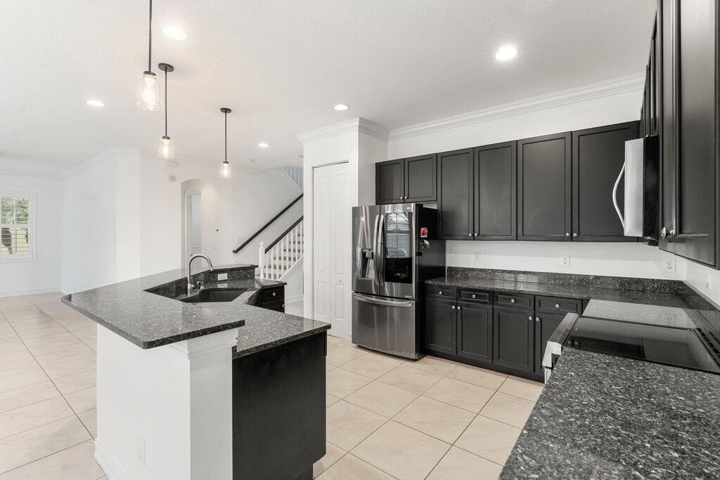 Photo 9 of home located at 115 Leather Leaf Drive, Jupiter FL