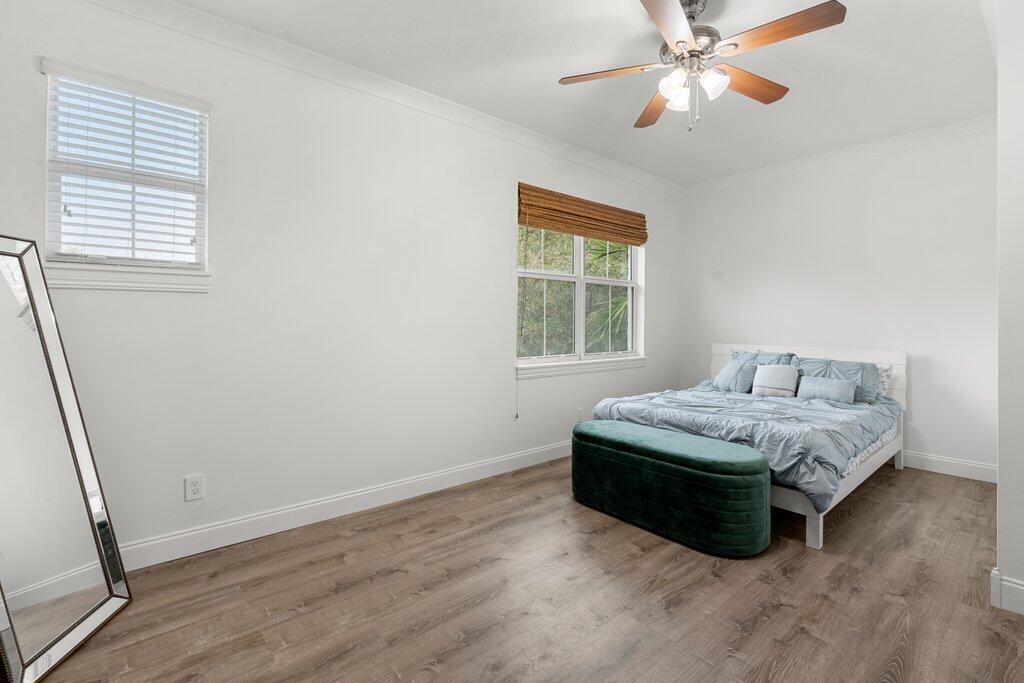 Photo 15 of home located at 115 Leather Leaf Drive, Jupiter FL