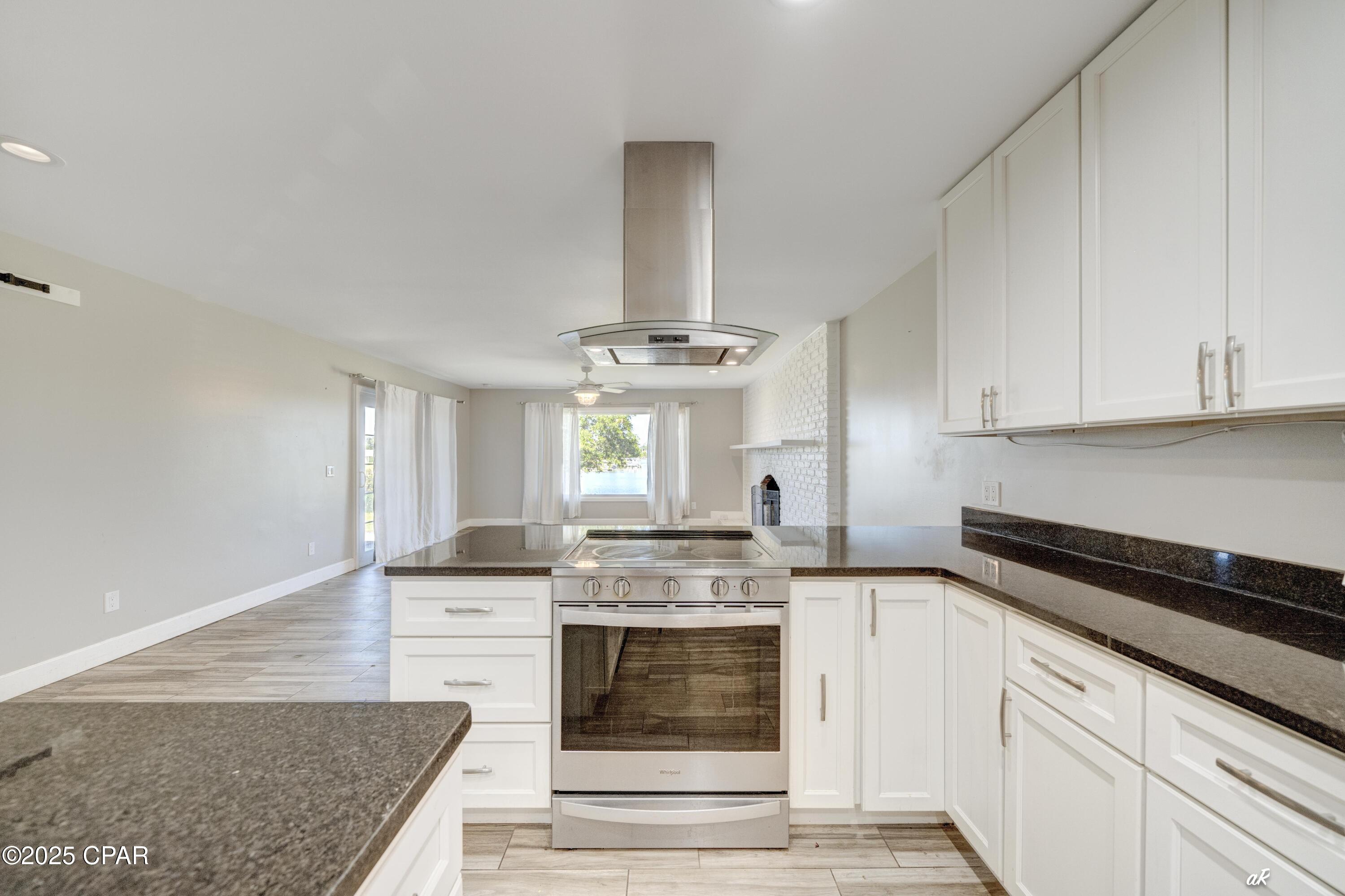 Image 12 For 7017 Hugh Drive