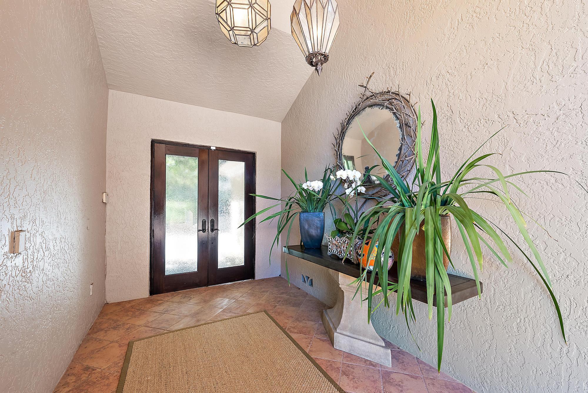 Image to showcase the property located at 404 Mariner Drive