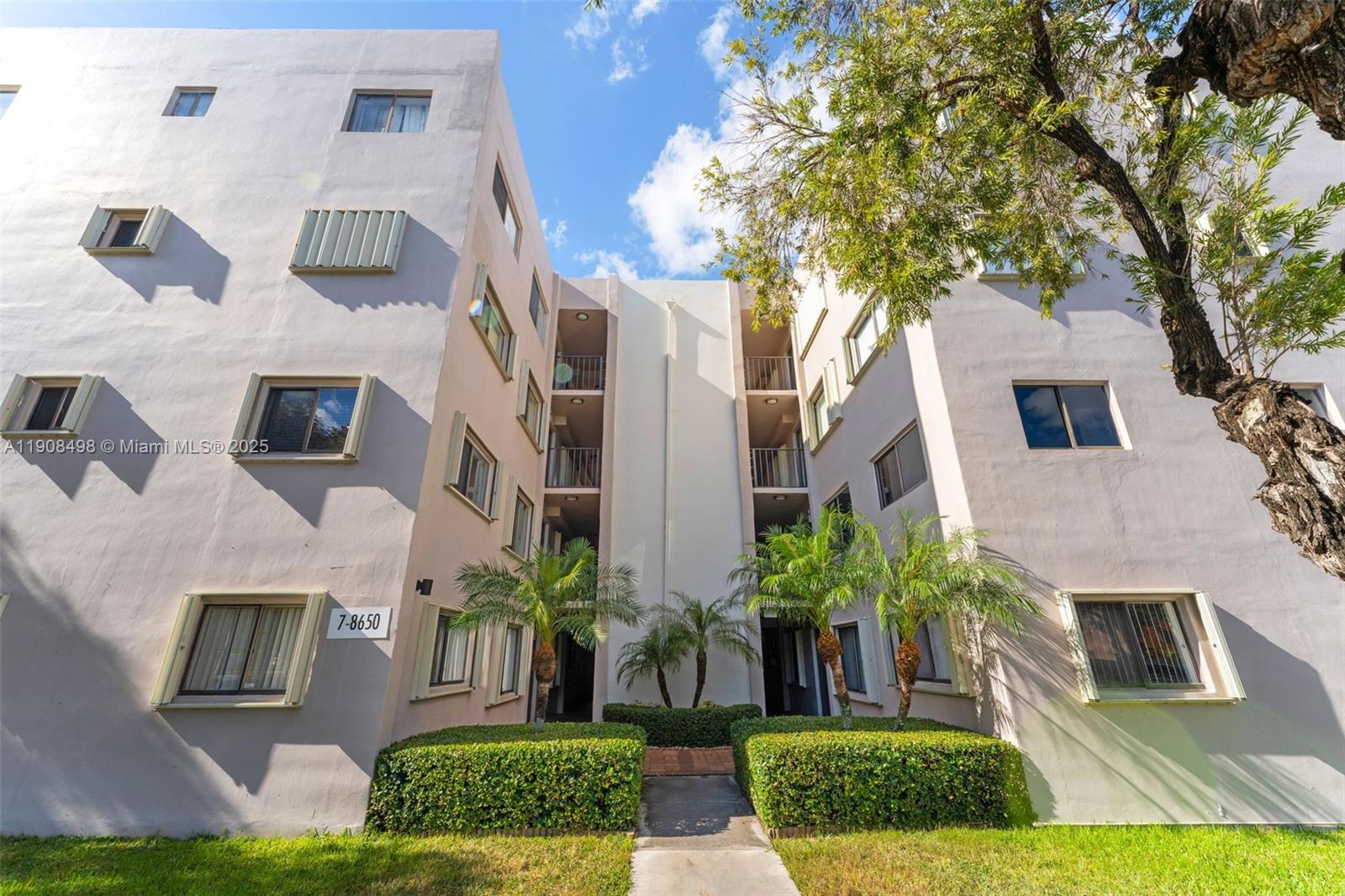 Horizons West Condo #7