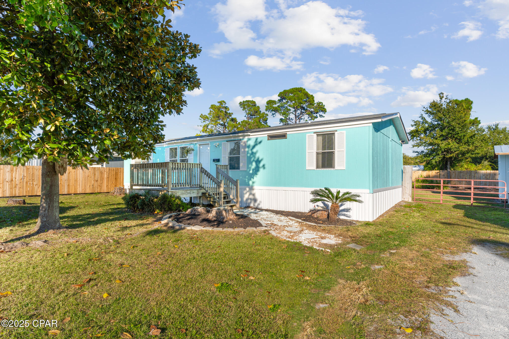 Image 1 For 433 Water Oak Circle