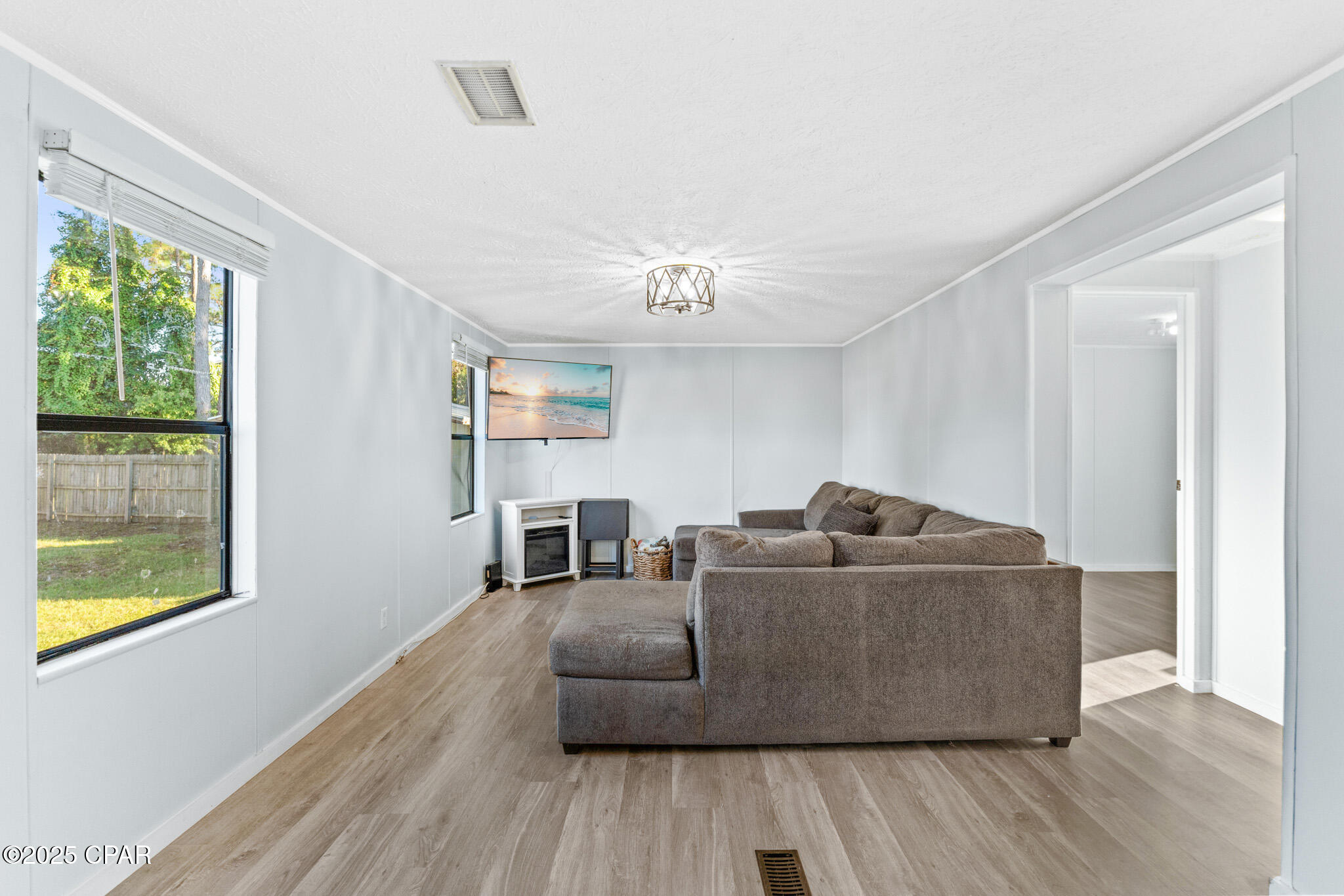 Image 11 For 433 Water Oak Circle