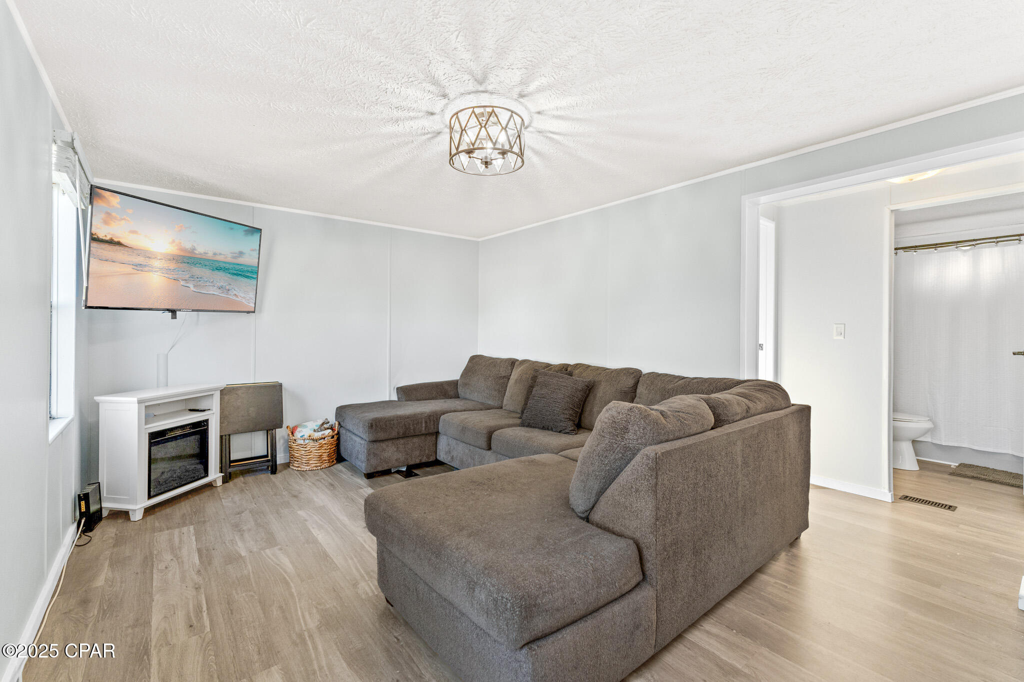 Image 12 For 433 Water Oak Circle