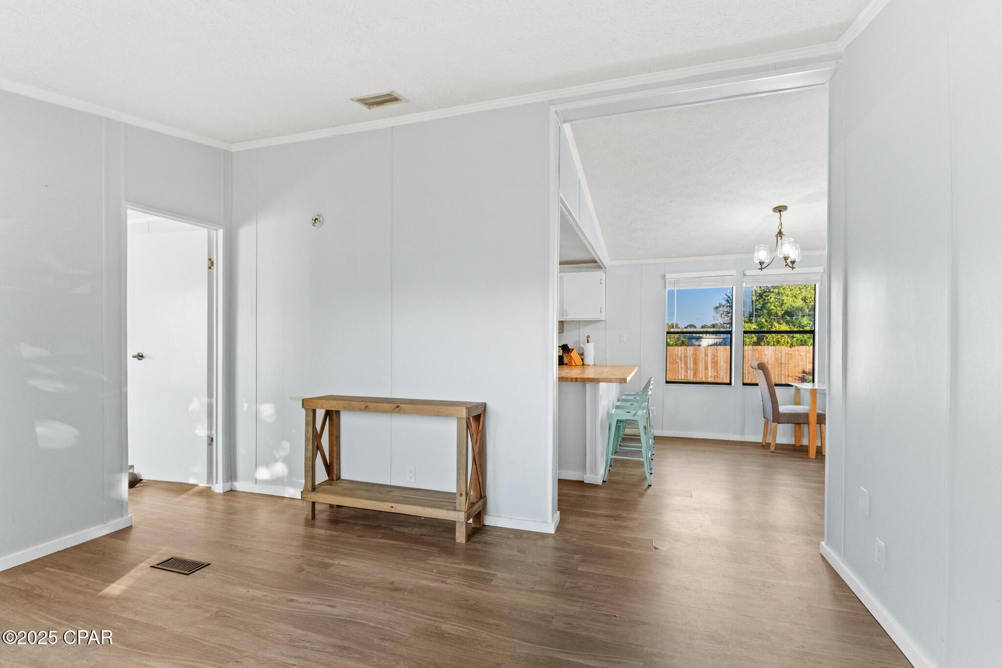 Image 3 For 433 Water Oak Circle