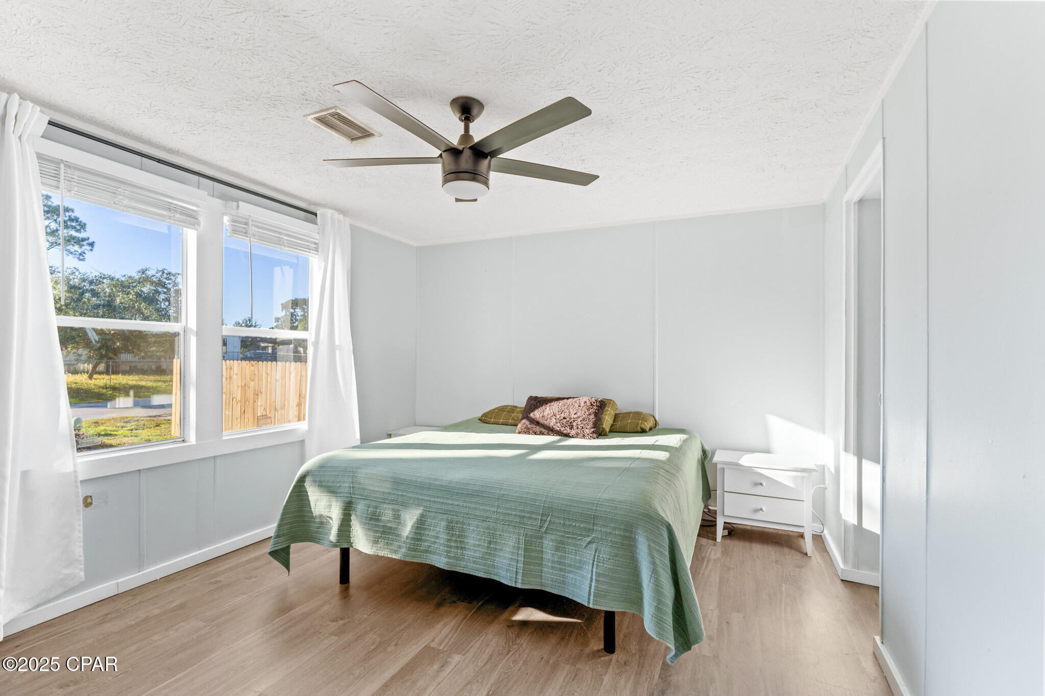 Image 4 For 433 Water Oak Circle