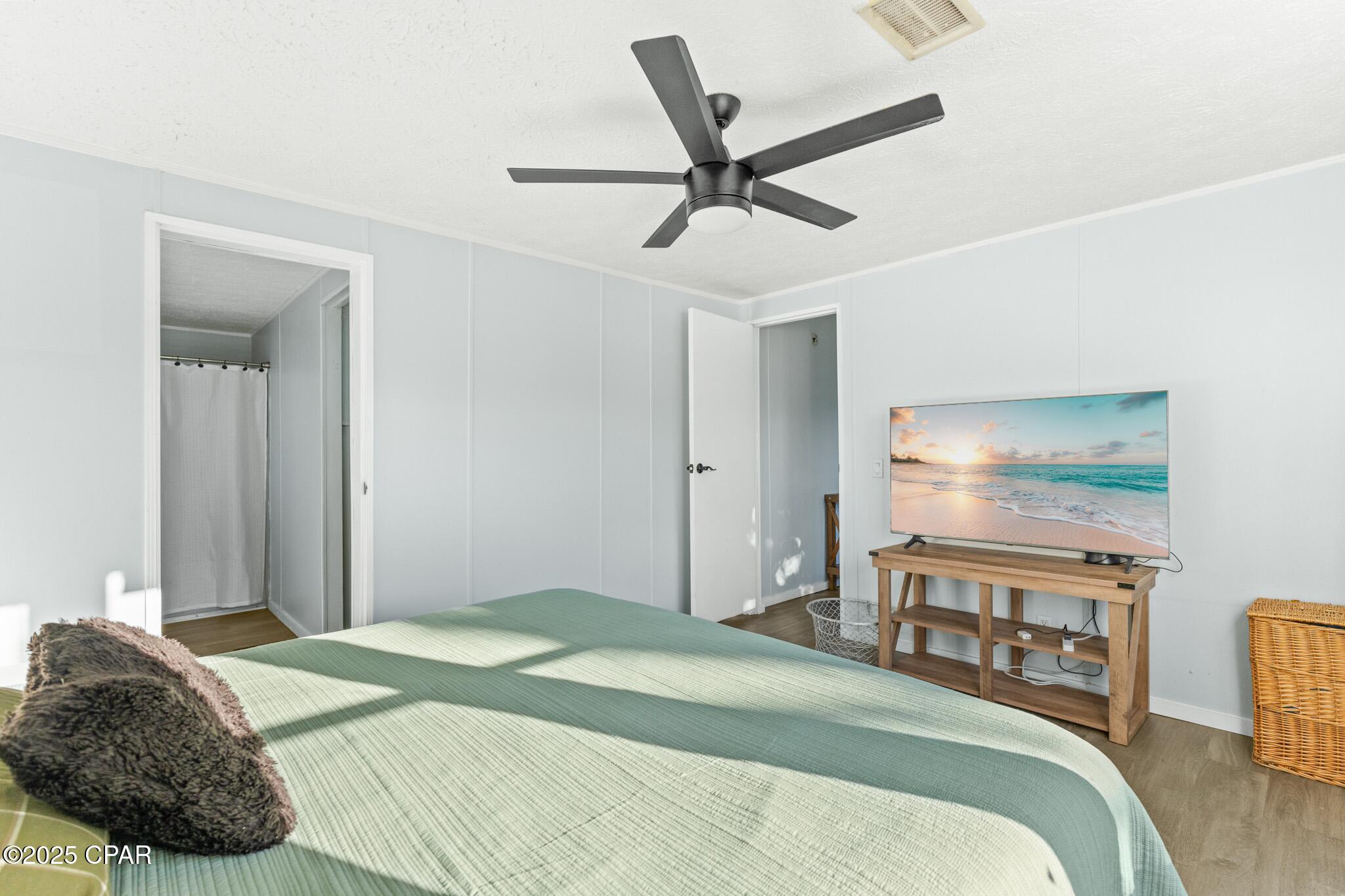 Image 5 For 433 Water Oak Circle