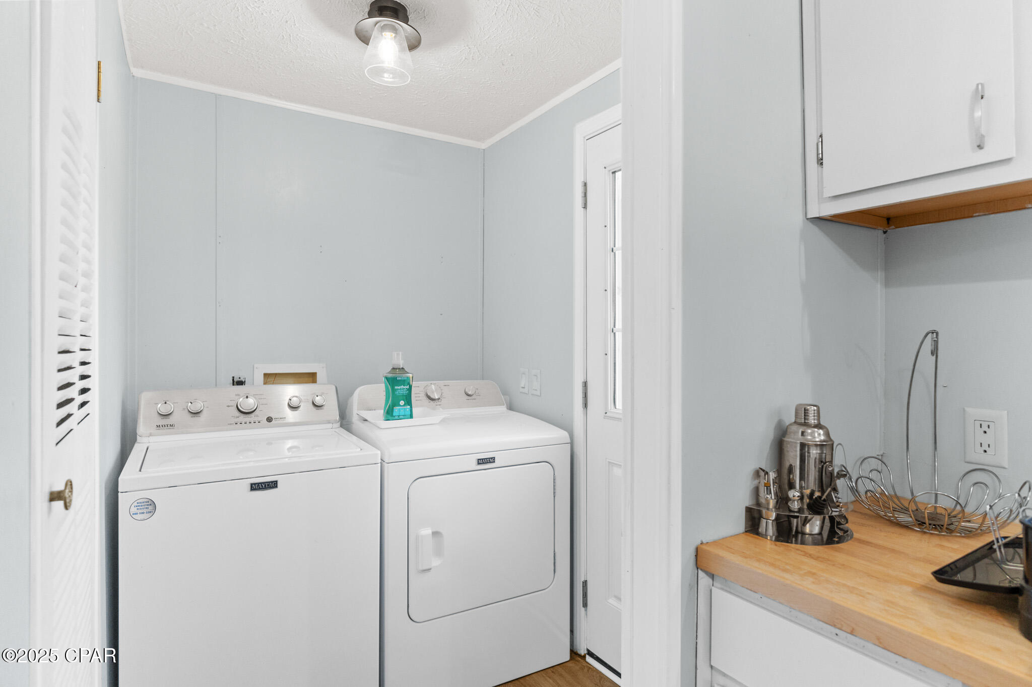 Image 9 For 433 Water Oak Circle