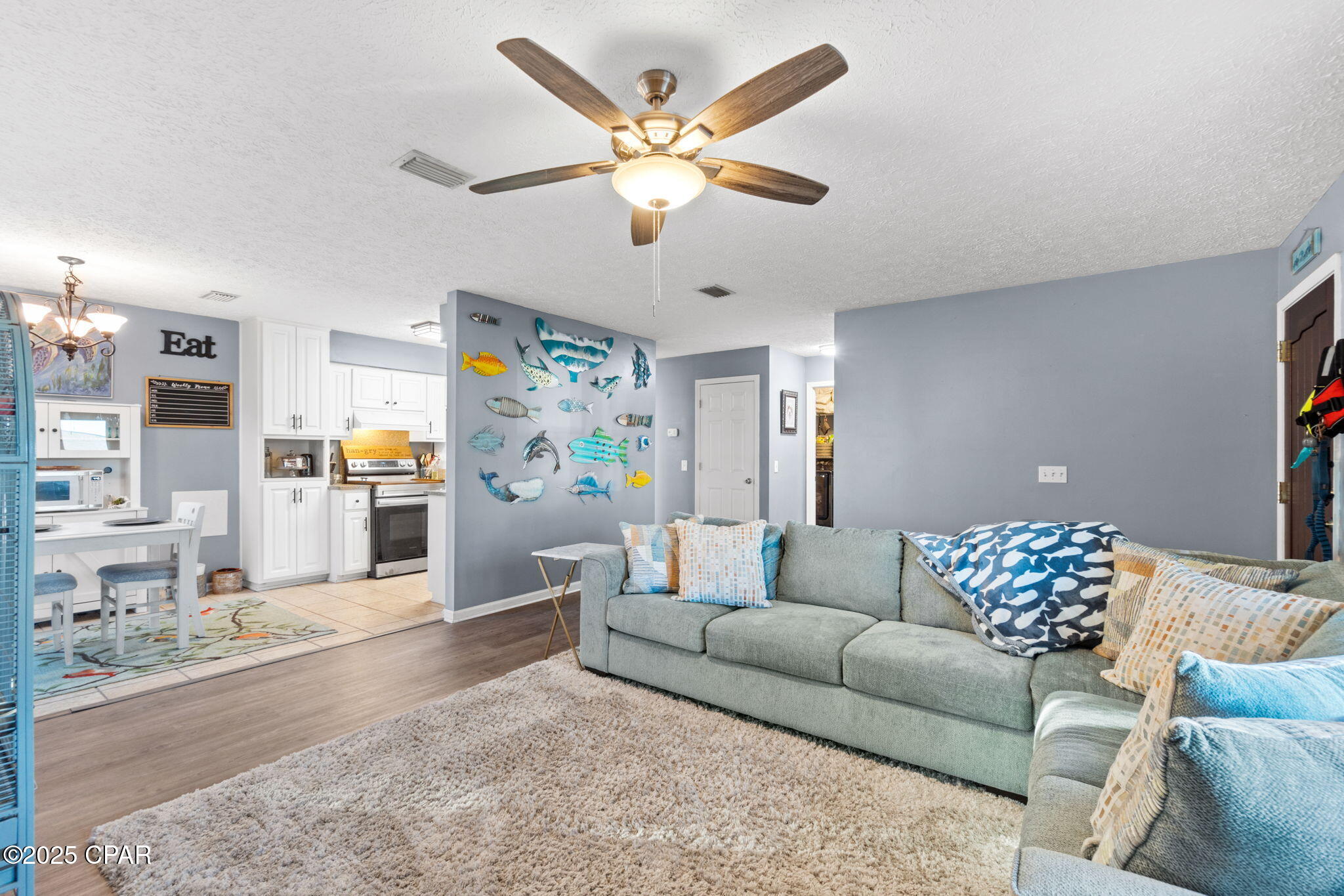 Image 5 For 210 Azalea Street