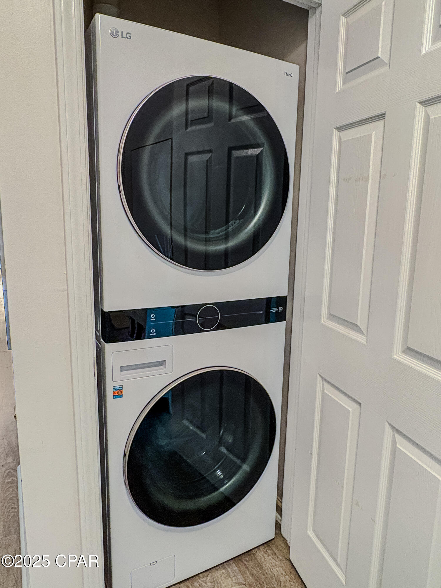 Image 6 For 17462 Front Beach Road  59-102