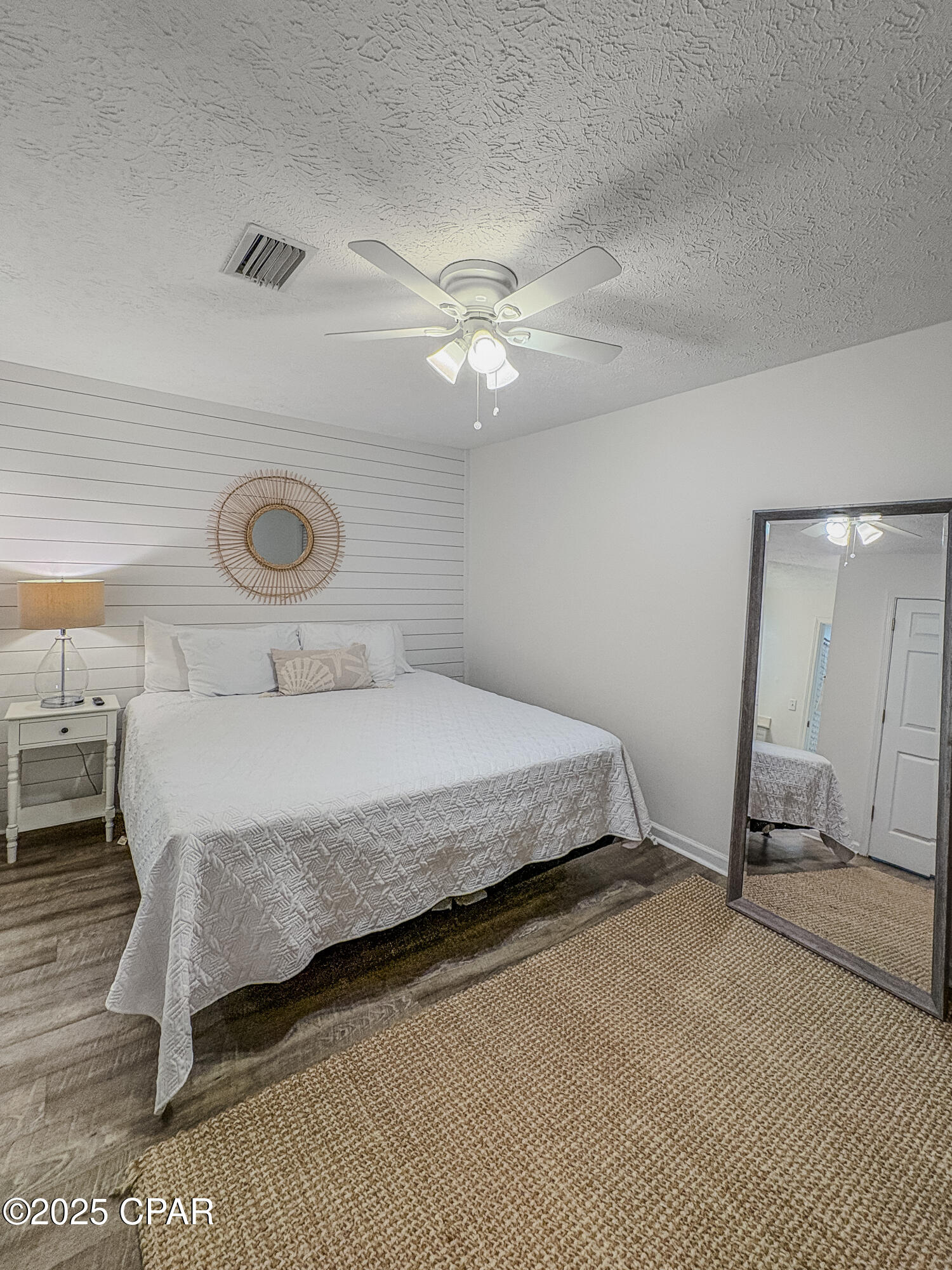 Image 7 For 17462 Front Beach Road  59-102