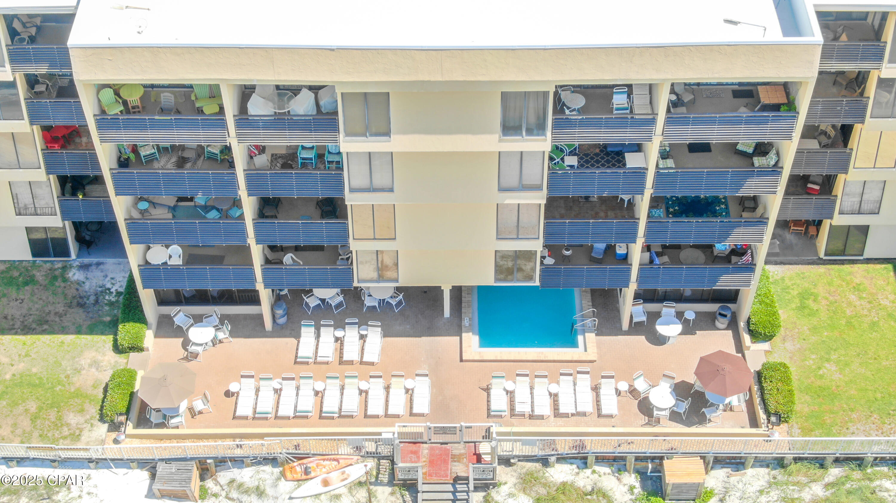 Image 18 For 8200 Surf Drive A405