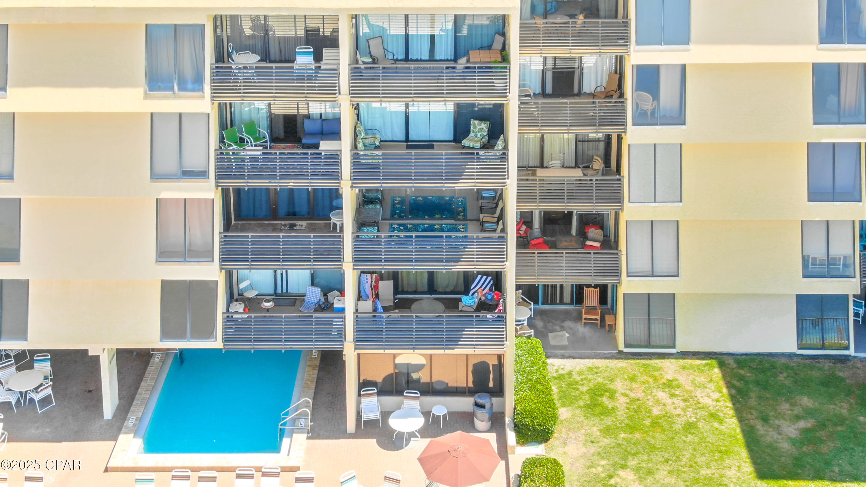 Image 19 For 8200 Surf Drive A405