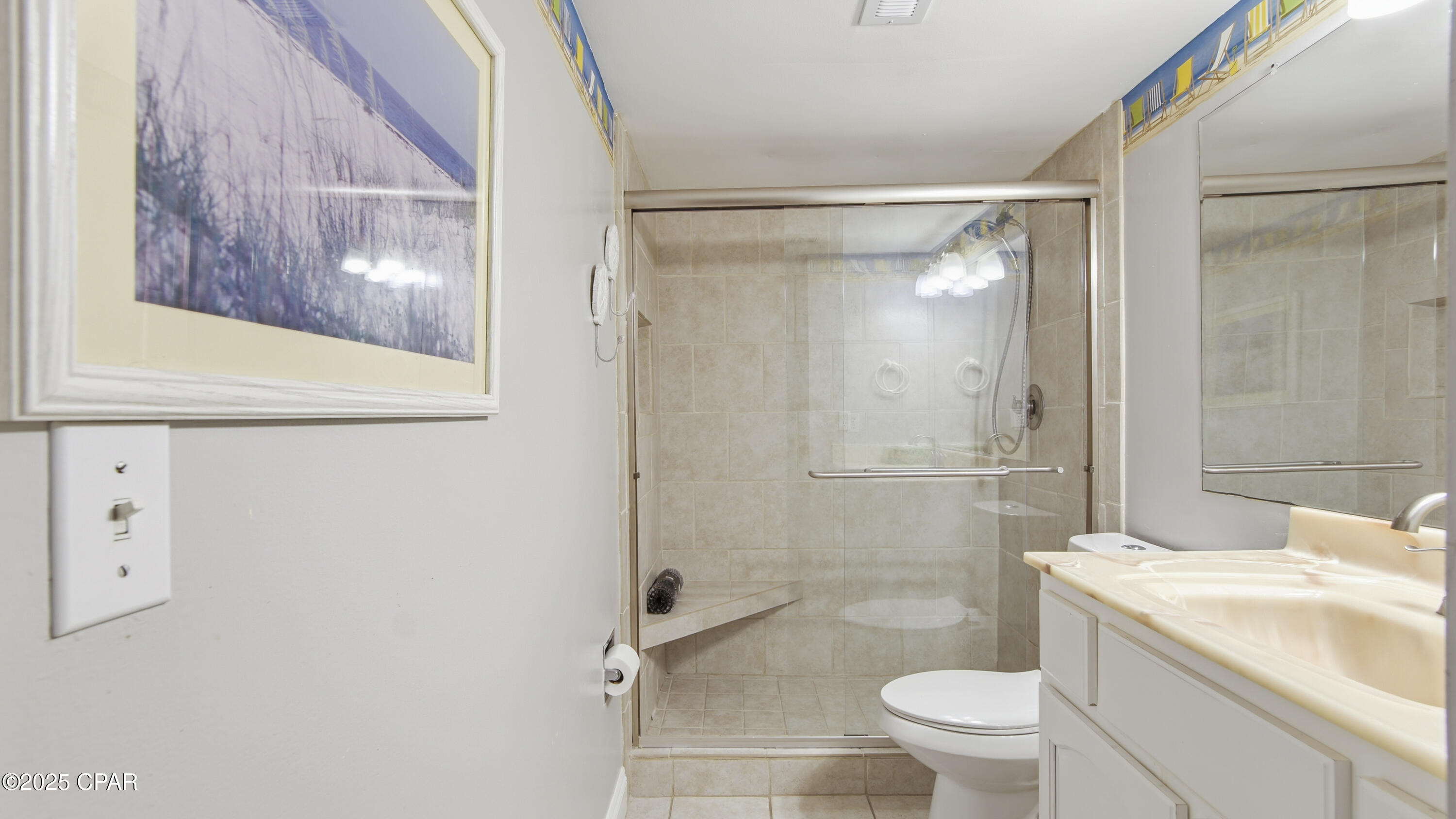 Image 5 For 8200 Surf Drive A405