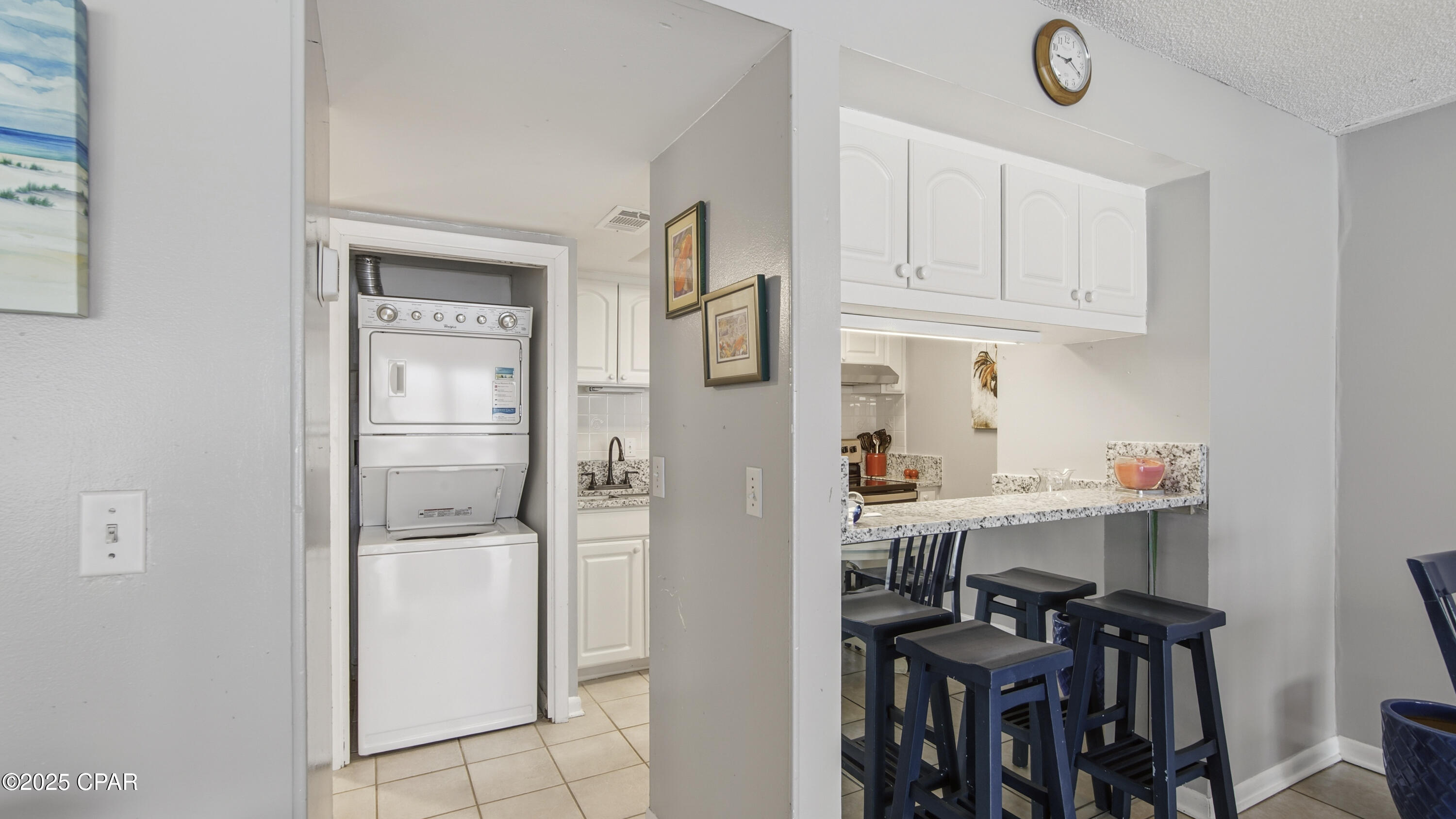 Image 7 For 8200 Surf Drive A405