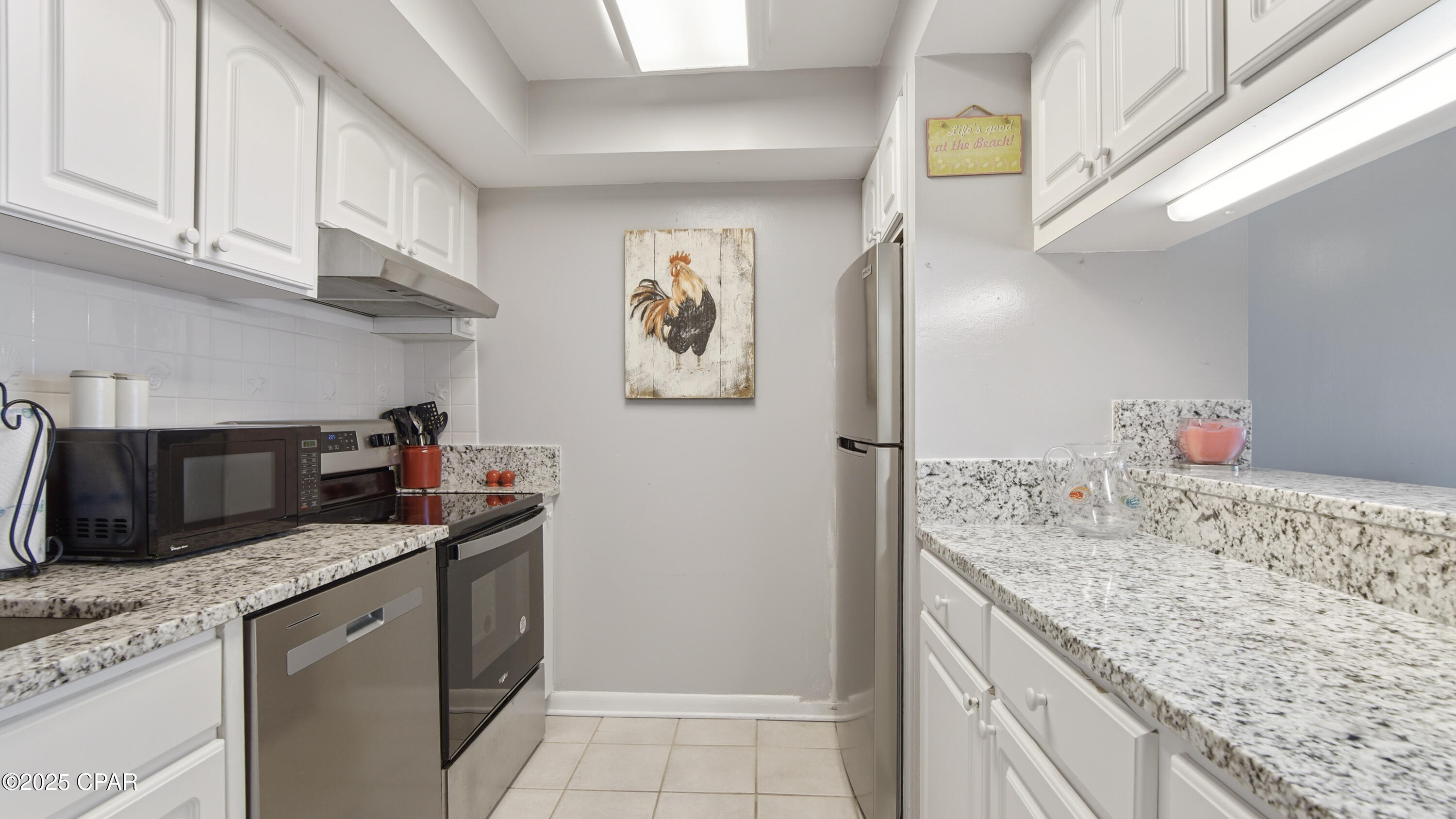 Image 9 For 8200 Surf Drive A405