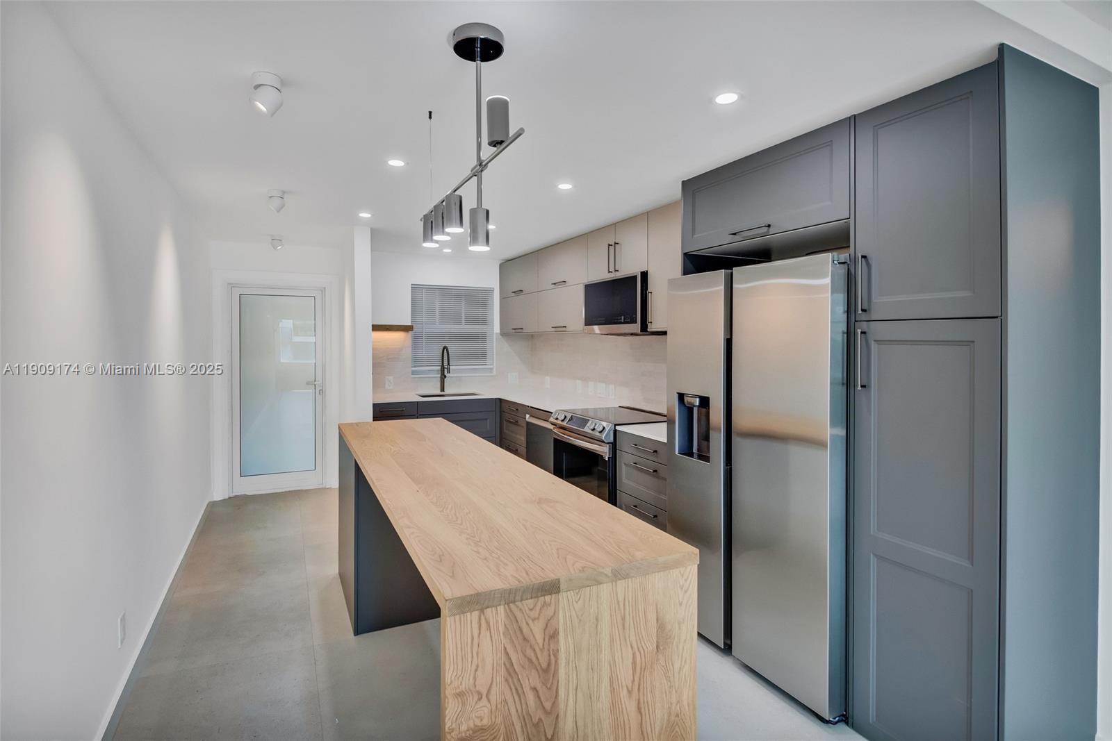 Cranwell House Condo