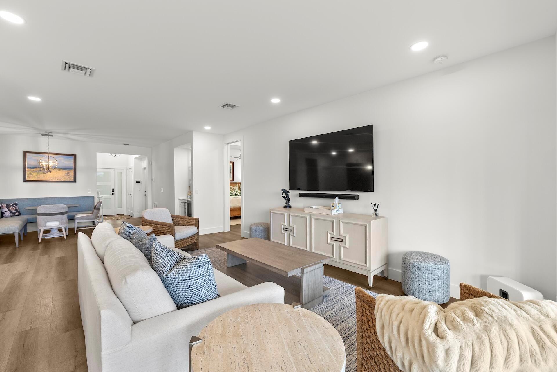 Image to showcase the property located at 220 Eagle Drive