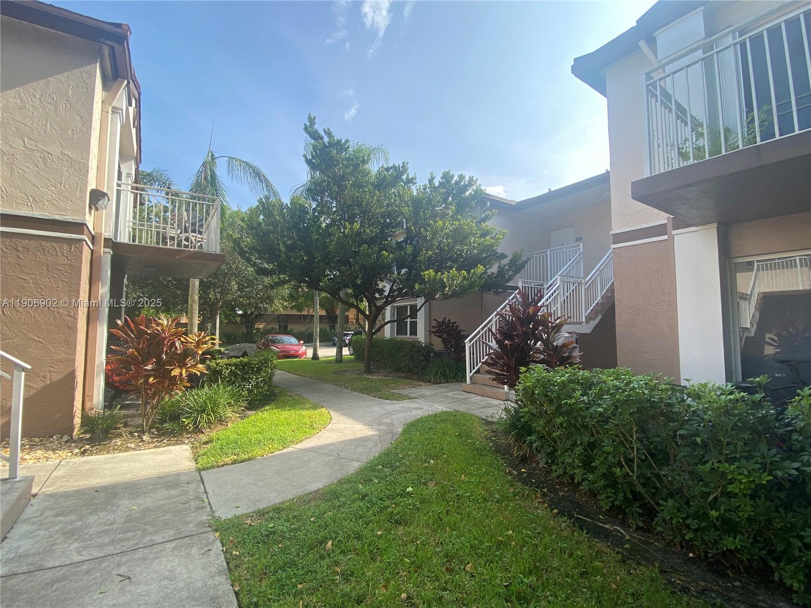 Club Quarters At Raintree