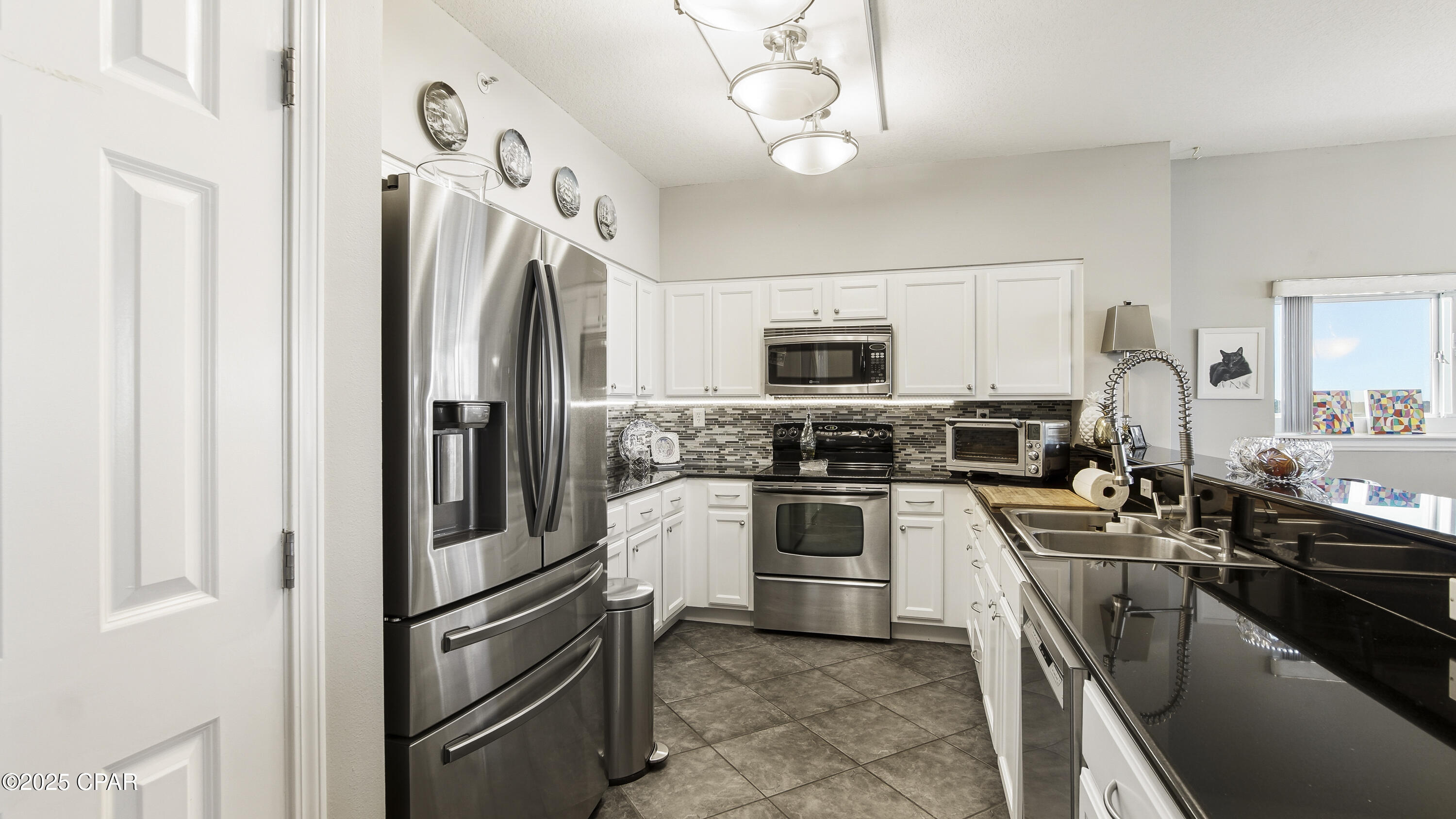 Image 15 For 2400 Grandiflora Boulevard E401