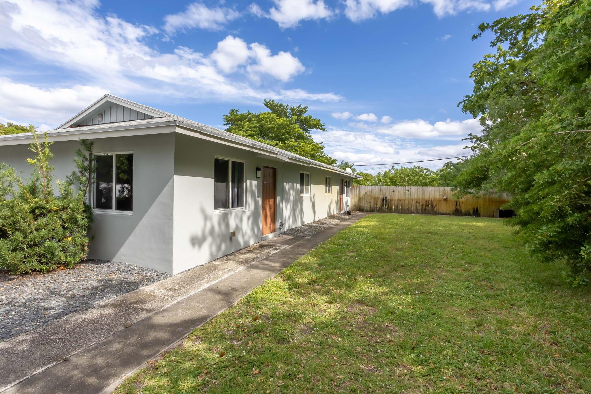 2227 3rd Avenue, Delray Beach, Florida 33444