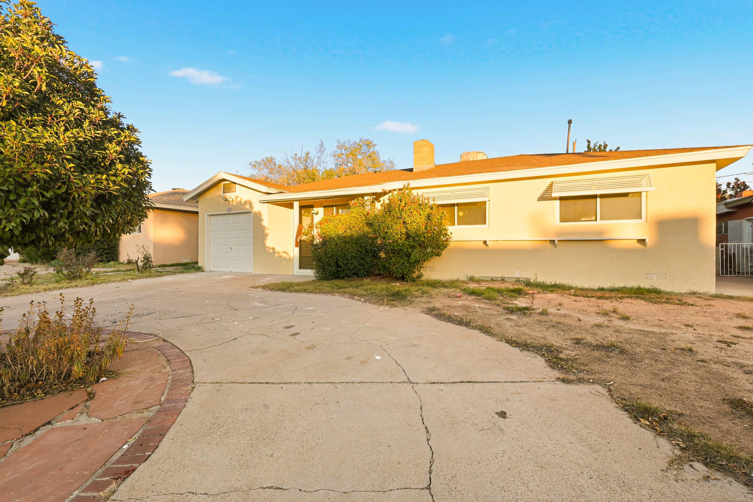 2924 Cagua Drive, Albuquerque NM 87110