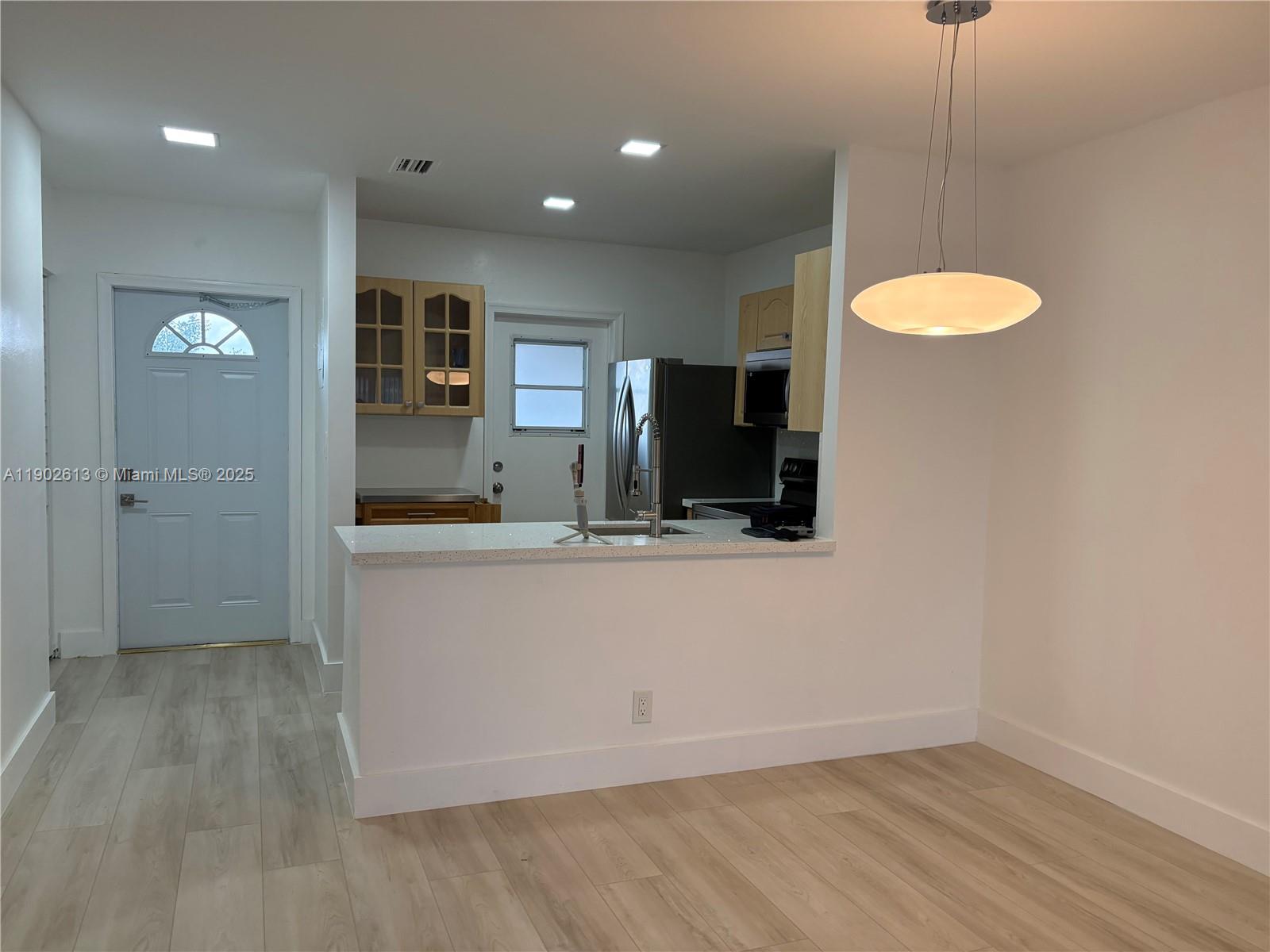 Walnut Gardens Condo